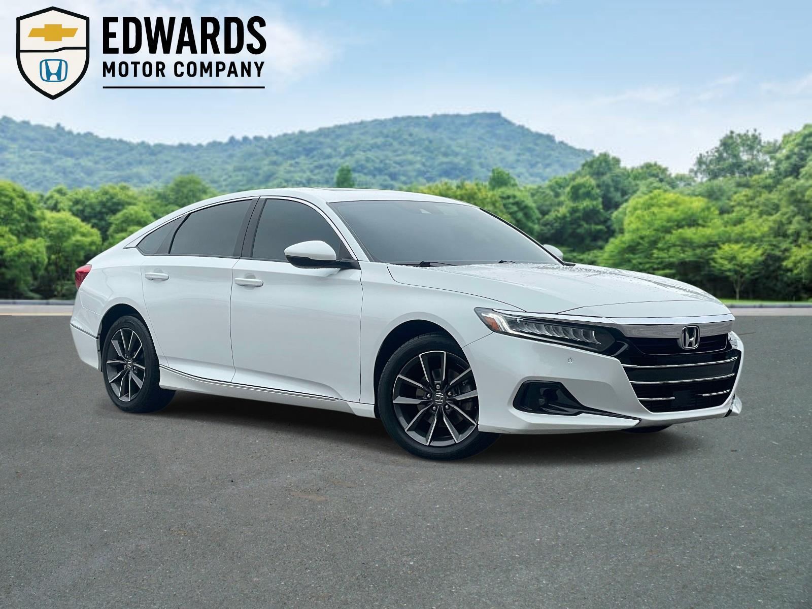Platinum White Pearl 2022 Honda Accord Sedan Front-Wheel Drive Continuously Variable Transmission