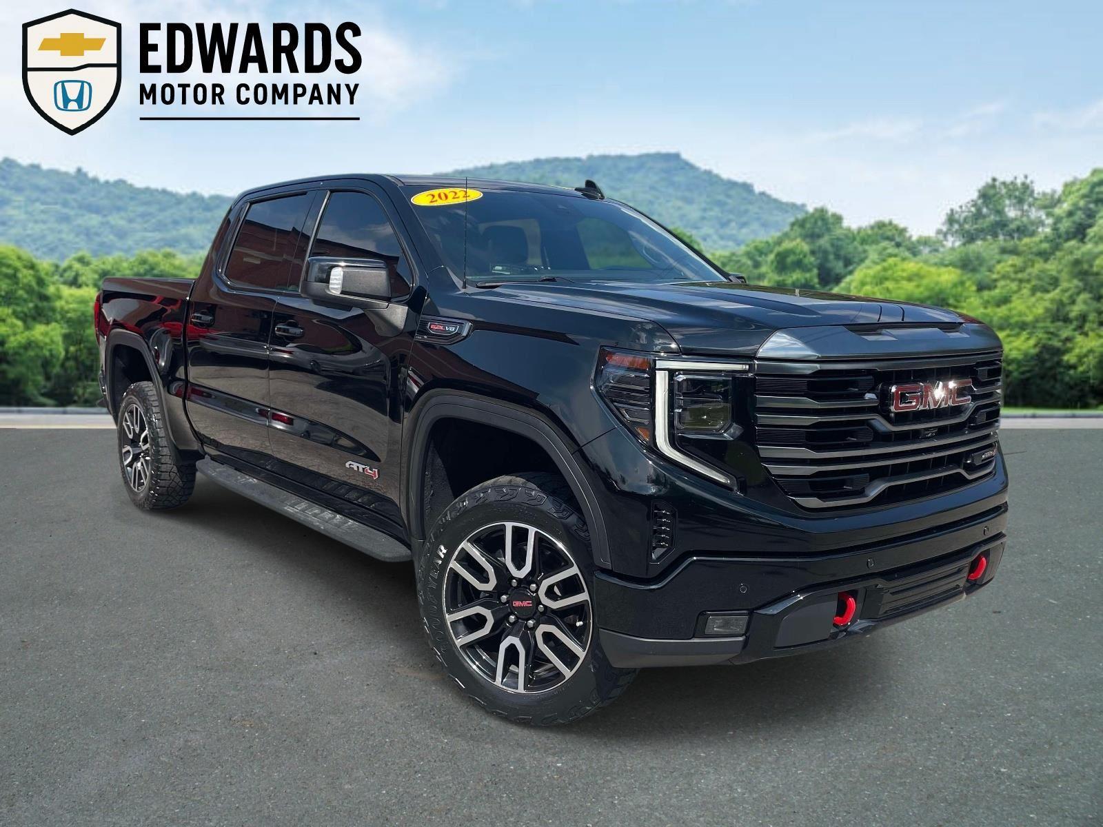 Onyx Black 2022 GMC Sierra 1500 Pickup Truck Four-Wheel Drive Automatic