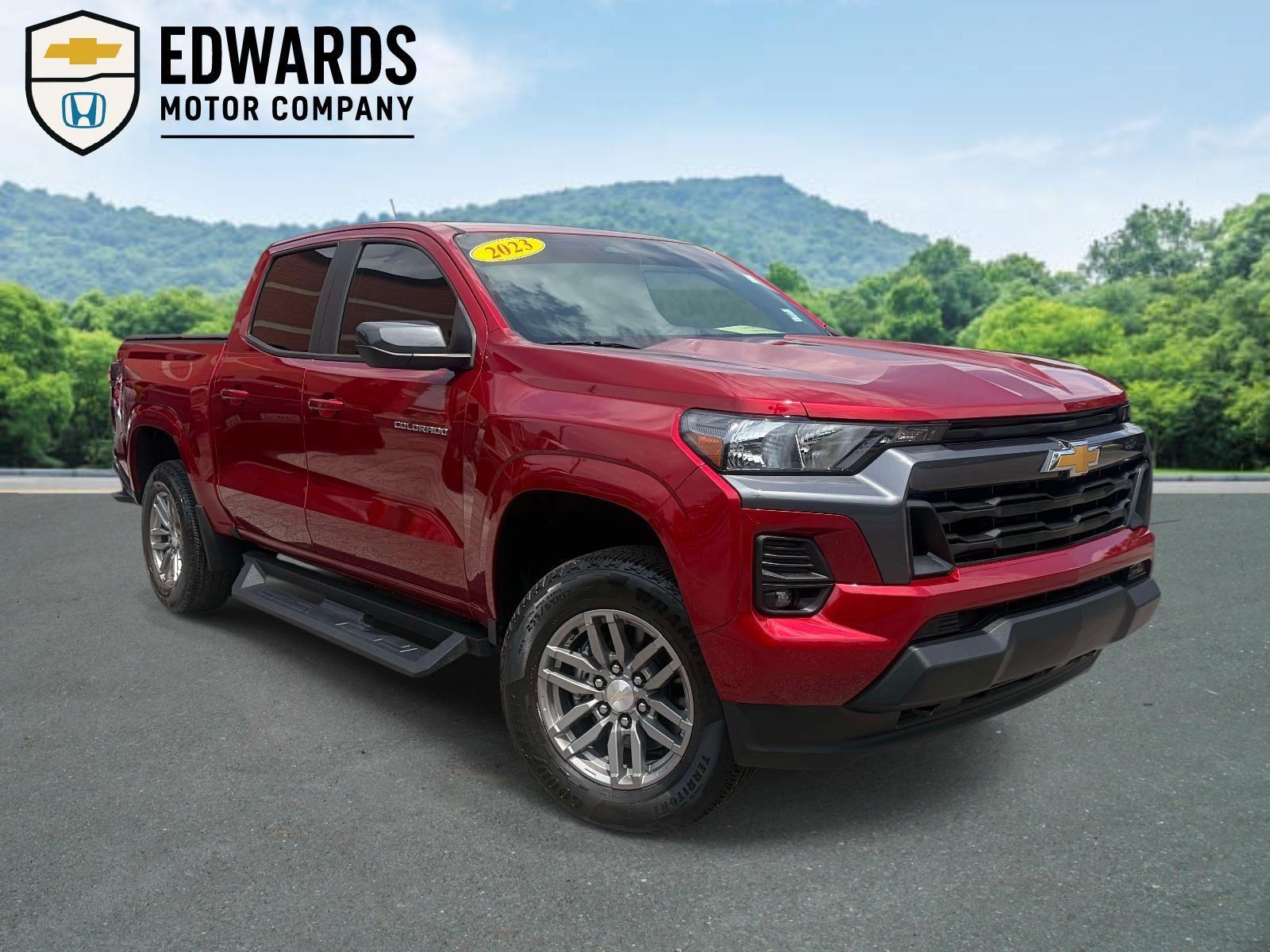 Radiant Red Tintcoat 2023 Chevrolet Colorado Pickup Truck Four-Wheel Drive 8-Speed Automatic