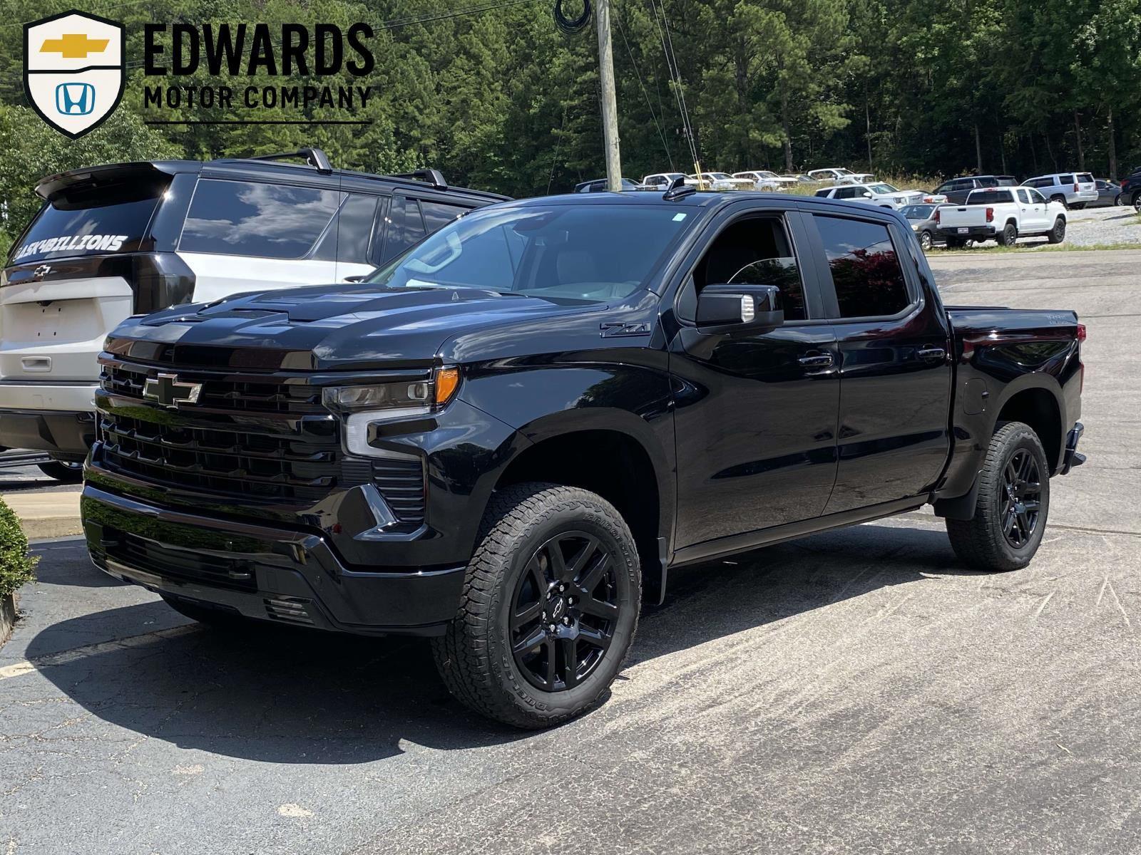 Black 2026 Chevrolet Silverado 1500 Pickup Truck Four-Wheel Drive Automatic
