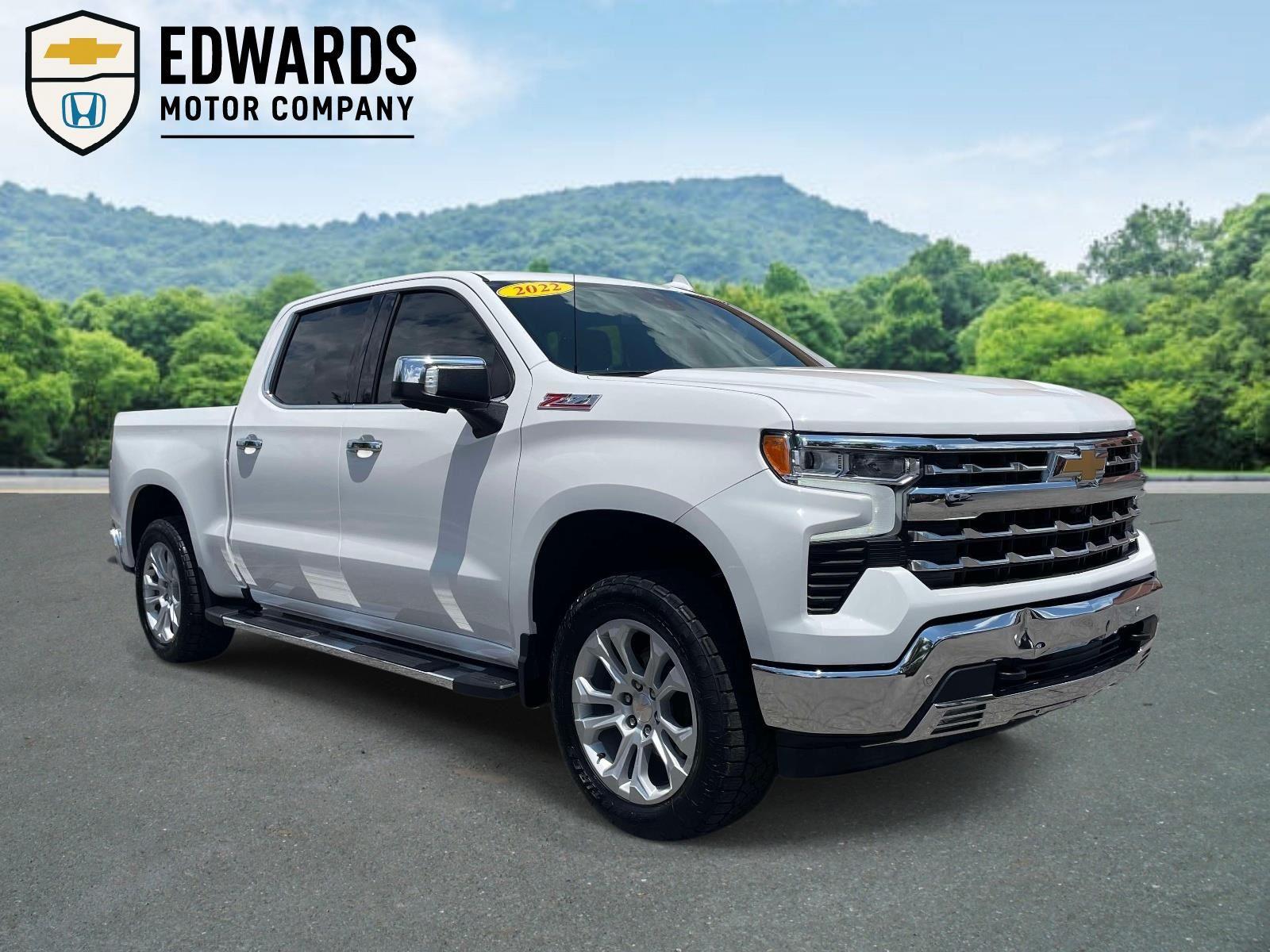 Summit White 2022 Chevrolet Silverado 1500 Pickup Truck Four-Wheel Drive Automatic