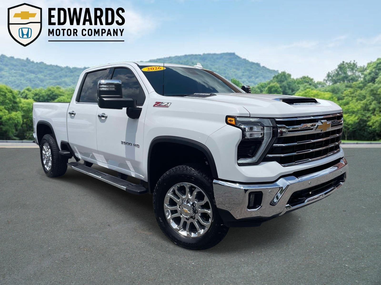 Summit White 2025 Chevrolet Silverado 3500HD Pickup Truck Four-Wheel Drive Automatic
