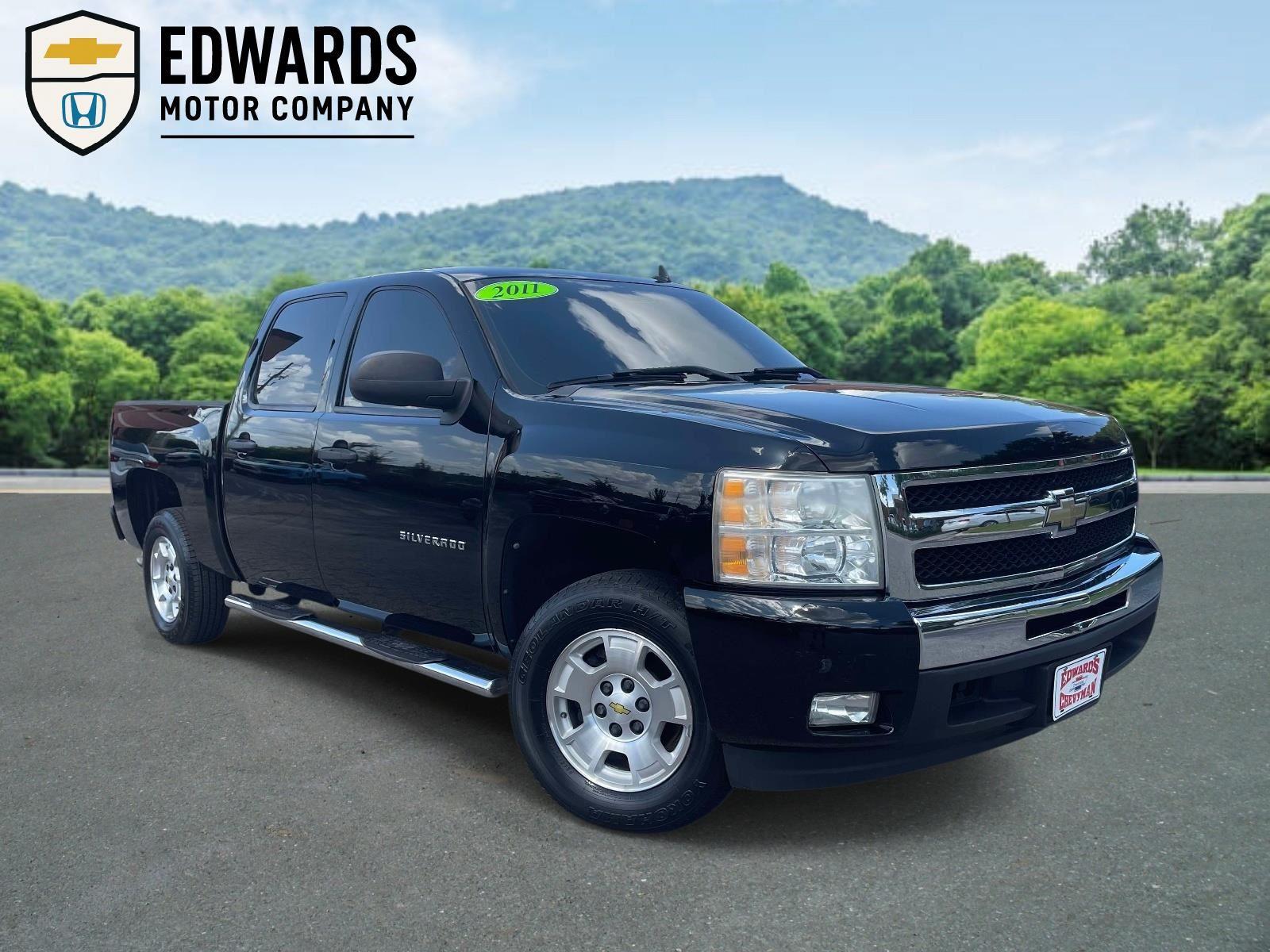  2011 Chevrolet Silverado 1500 LT Crew Cab RWD   