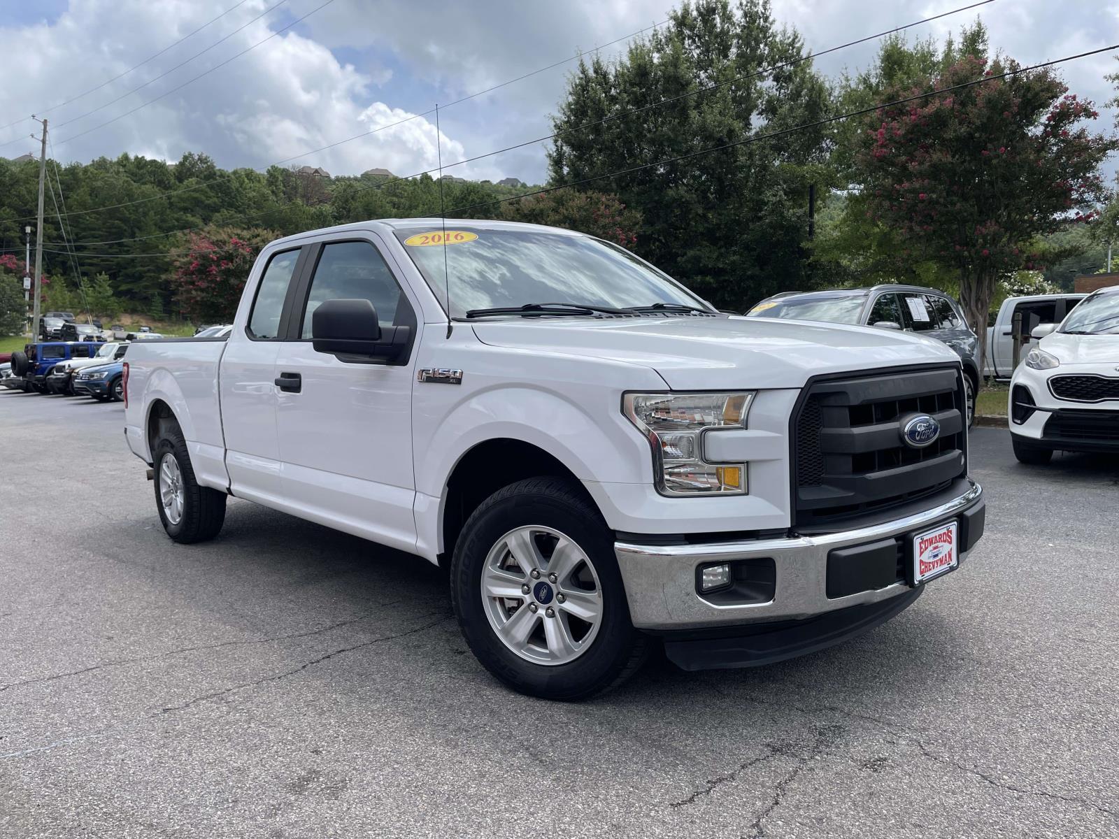 Oxford White 2016 Ford F-150 Pickup Truck 4X2 6-Speed Automatic