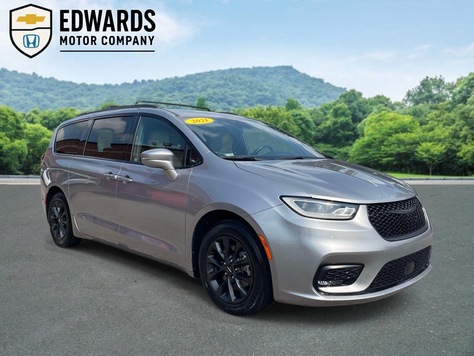 Billet Silver Metallic Clearcoat 2021 Chrysler Pacifica Minivan Front-Wheel Drive 9-Speed Automatic