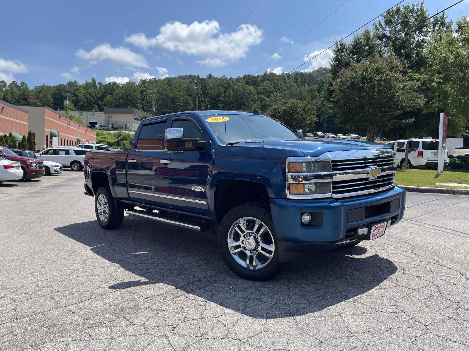 Deep Ocean Blue Metallic 2015 Chevrolet Silverado 2500HD Pickup Truck Four-Wheel Drive 6-Speed Automatic