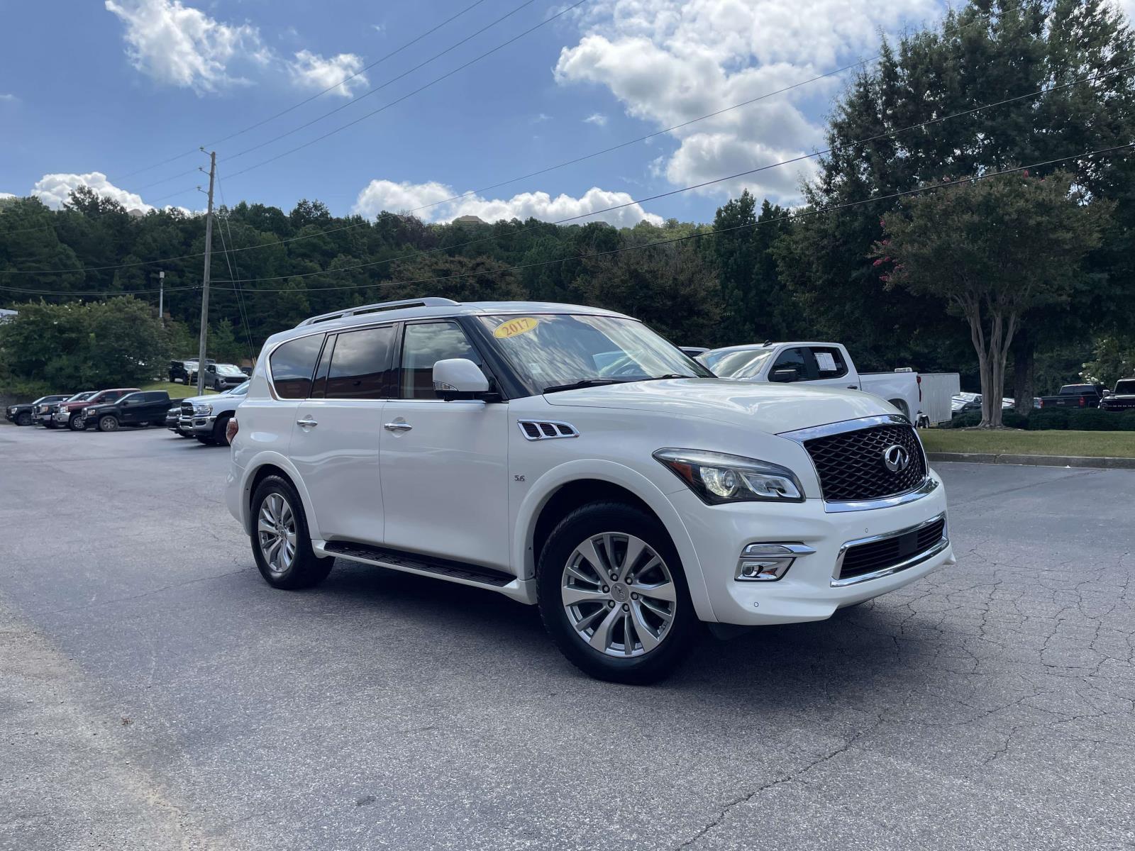  2017 INFINITI QX80   