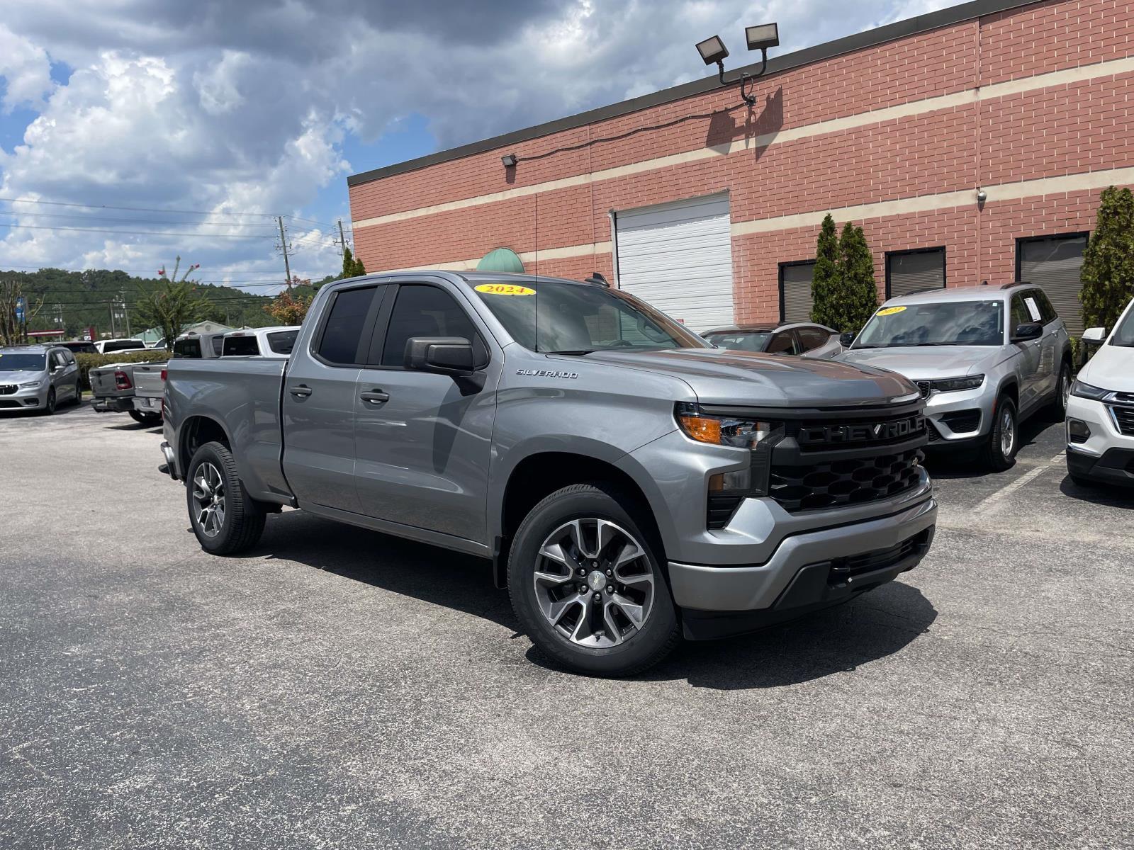  2024 Chevrolet Silverado 1500 Pickup Truck 4X2 