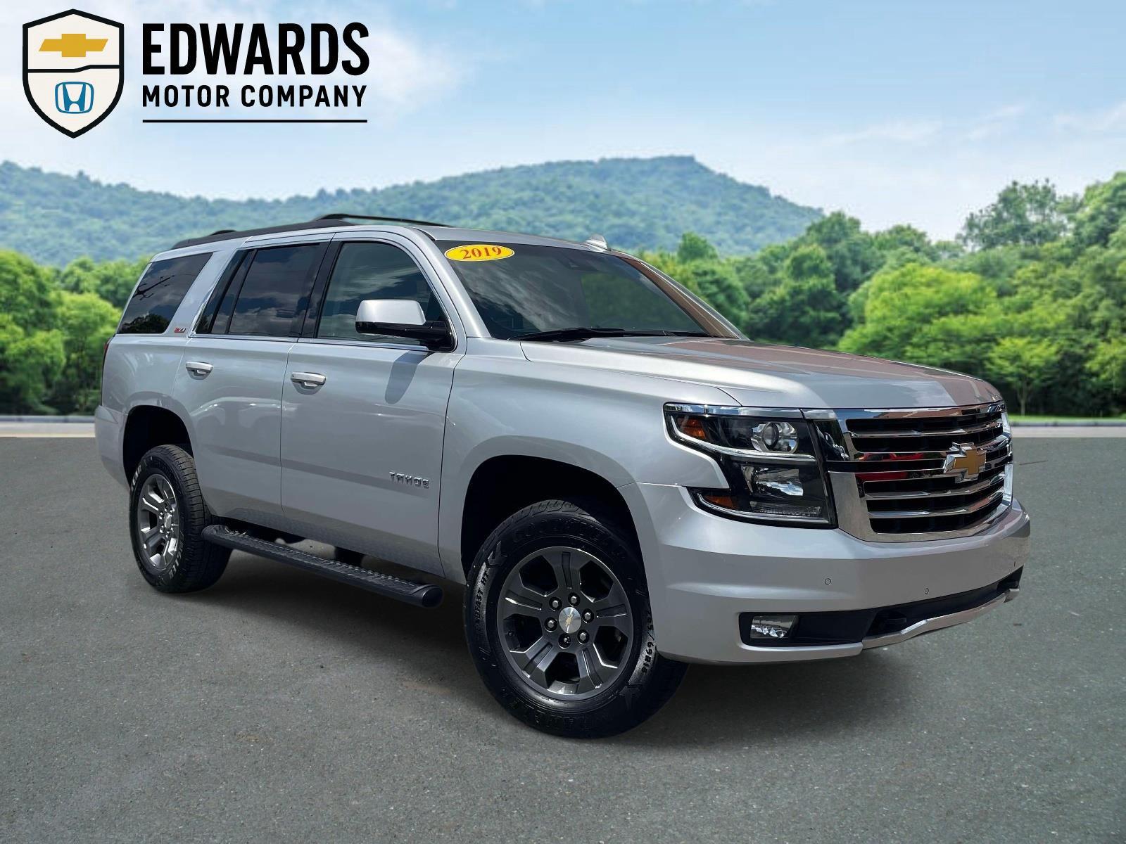 Silver Ice Metallic 2019 Chevrolet Tahoe SUV / Crossover Four-Wheel Drive 6-Speed Automatic