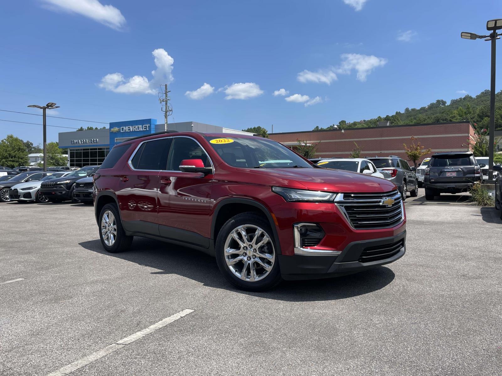 Cherry Red Tintcoat 2022 Chevrolet Traverse SUV / Crossover Front-Wheel Drive 9-Speed Automatic