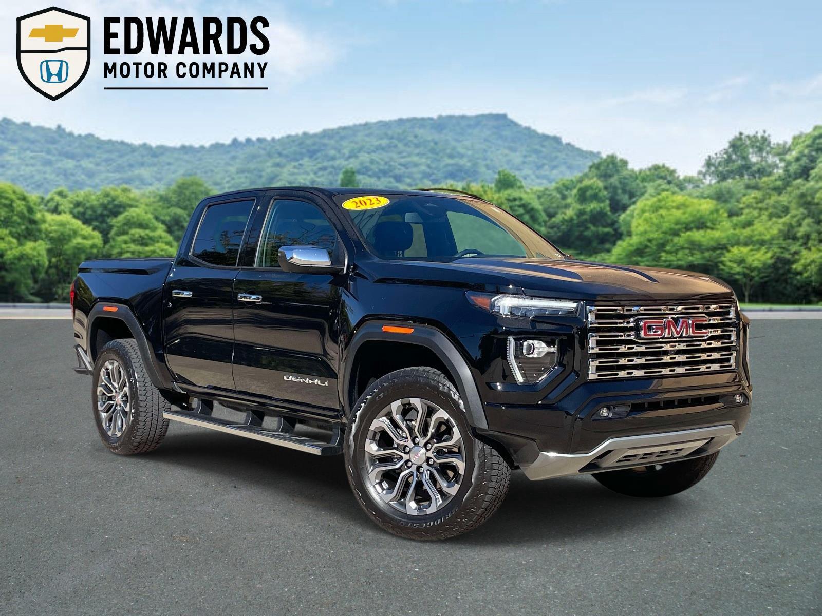 2023 GMC Canyon Denali Crew Cab 4WD