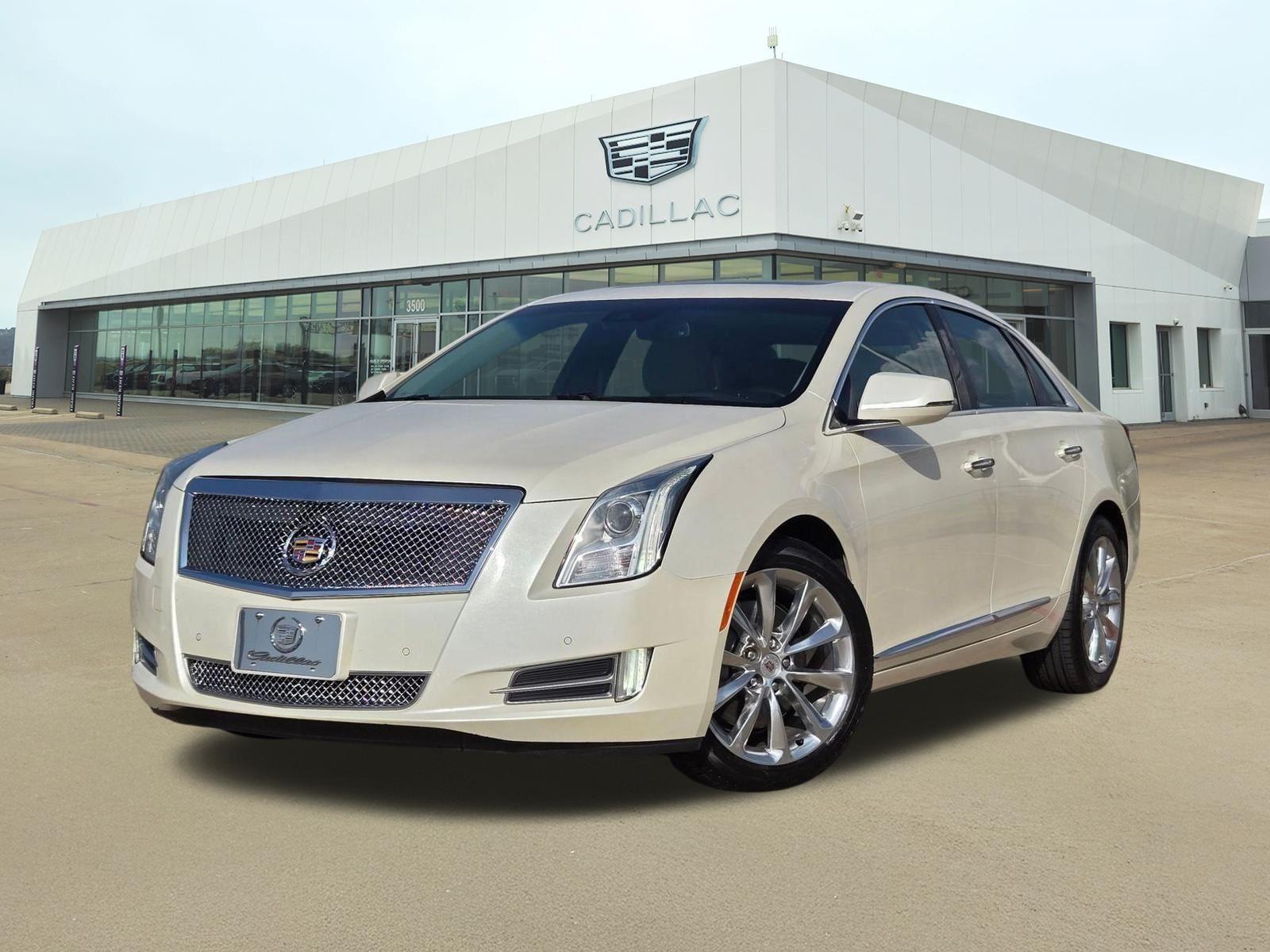 White Diamond Tricoat 2013 Cadillac XTS Premium FWD Sedan Front-Wheel Drive 6-Speed Automatic
