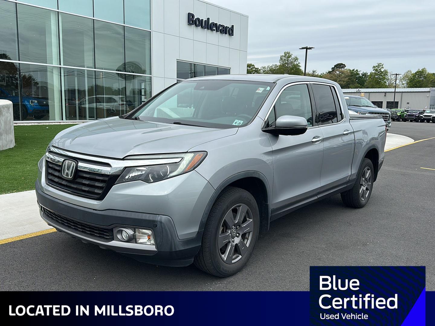Lunar Silver Metallic 2020 Honda Ridgeline Pickup Truck 9-Speed Automatic