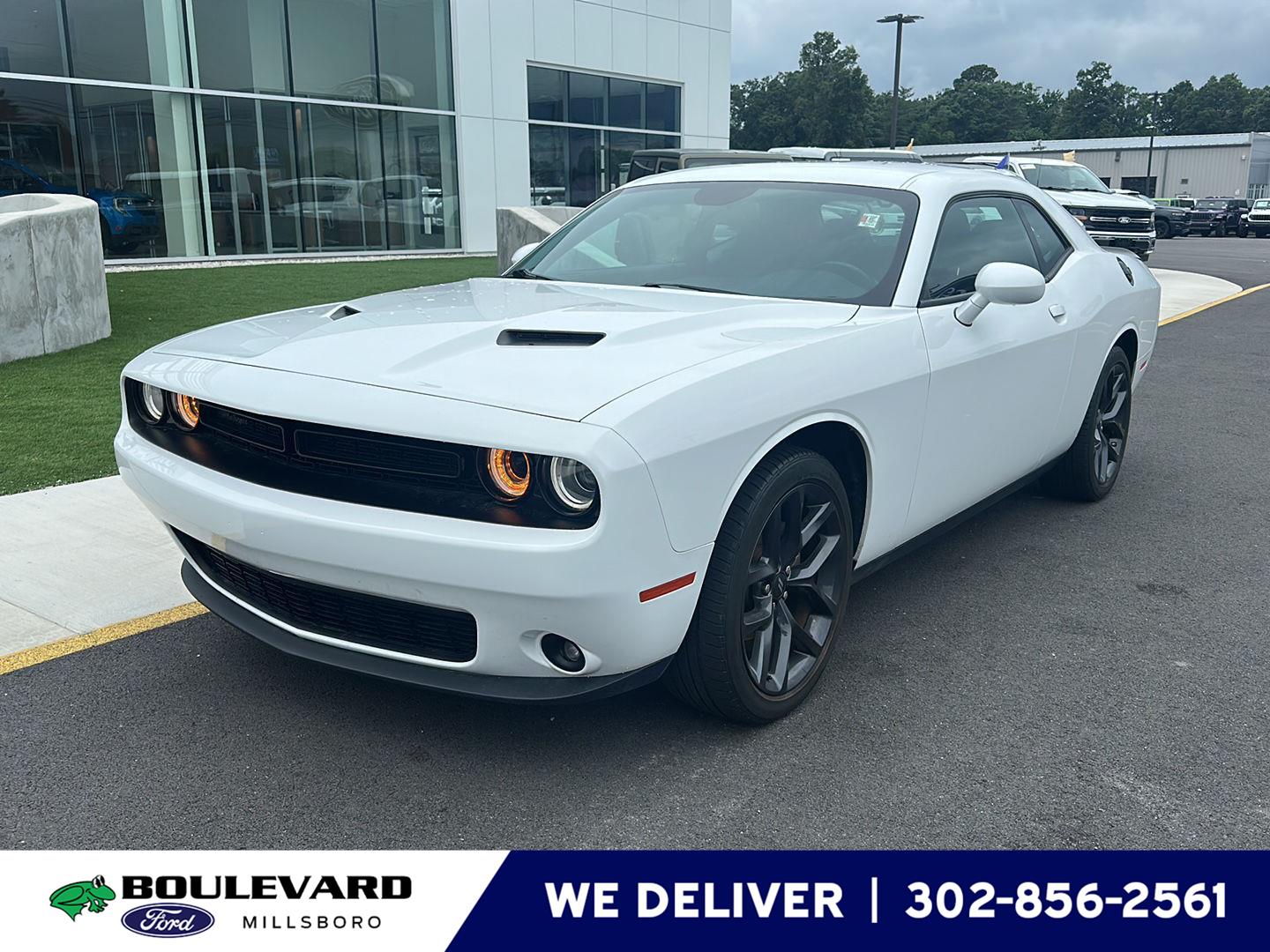 White Knuckle Clearcoat 2023 Dodge Challenger Coupe Rear-Wheel Drive 8-Speed Automatic