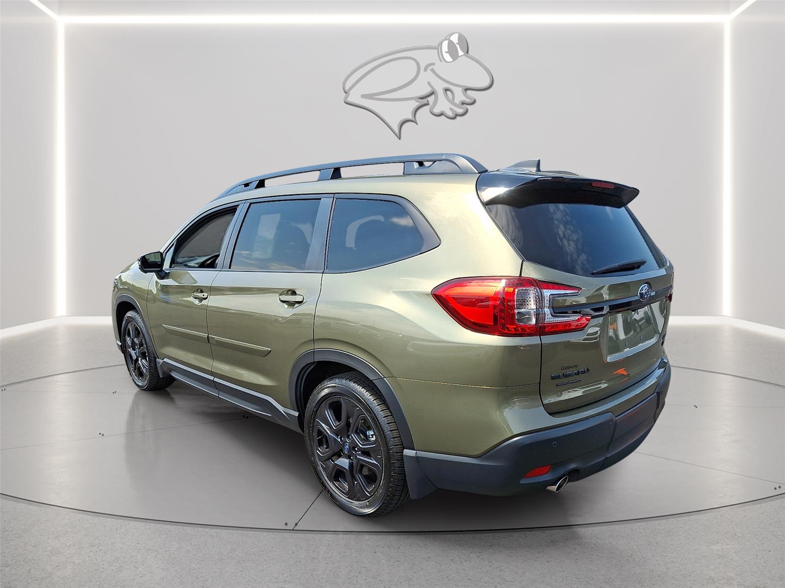 View vehicle photo 3