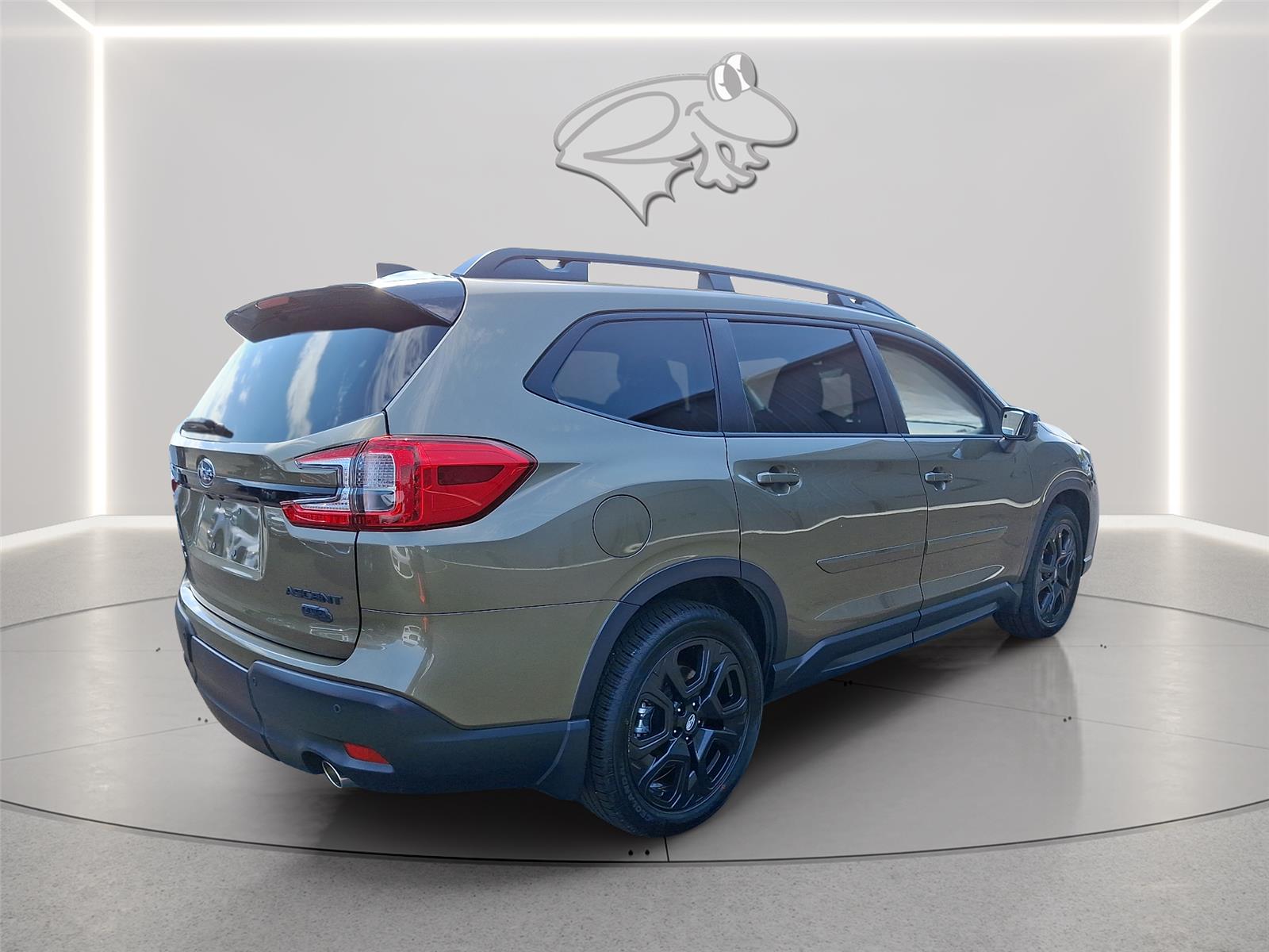 View vehicle photo 5