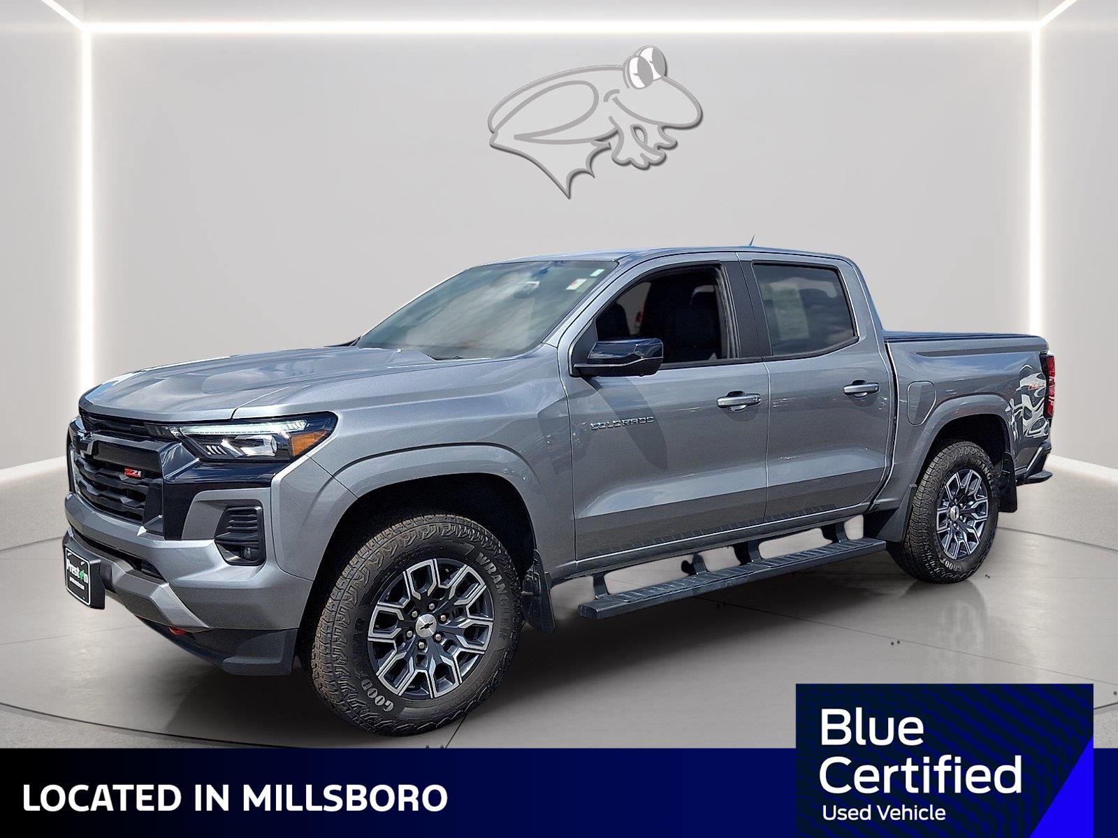 Sterling Gray Metallic 2025 Chevrolet Colorado Pickup Truck Four-Wheel Drive 8-Speed Automatic