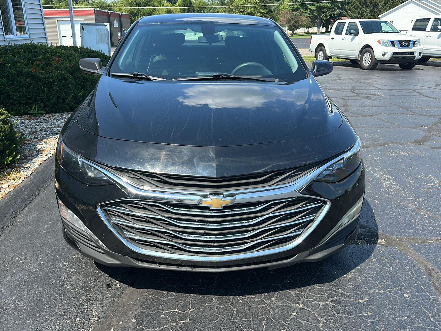 2019 Chevrolet Malibu 1LT photo 2