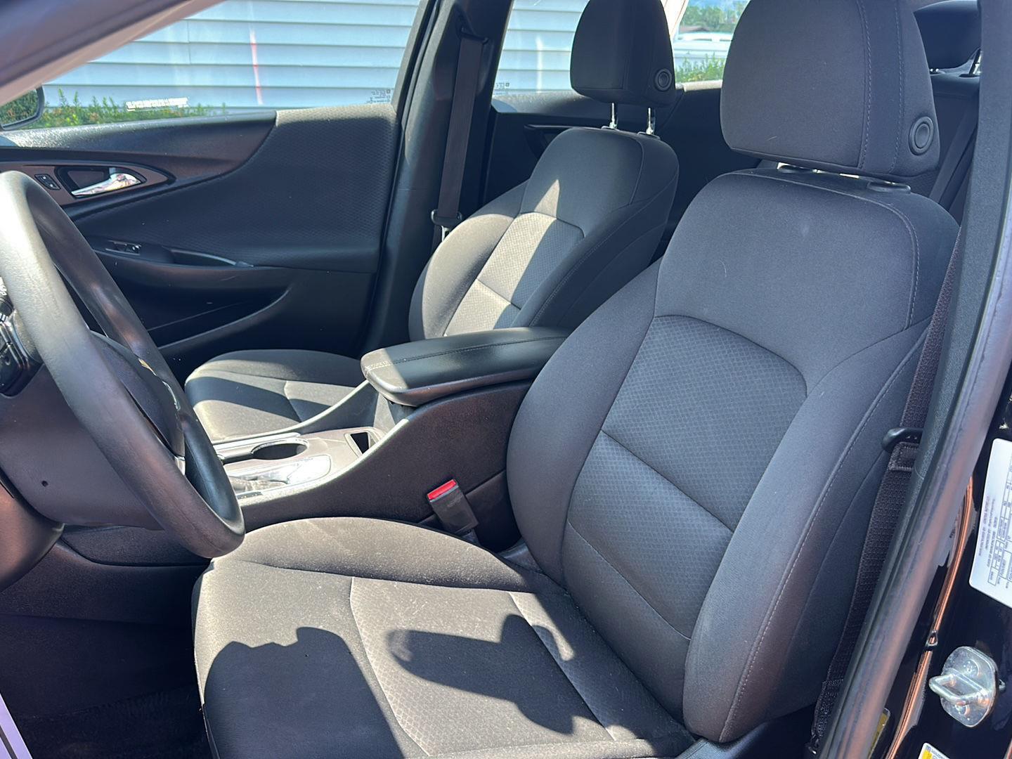 2019 Chevrolet Malibu 1LT photo 11
