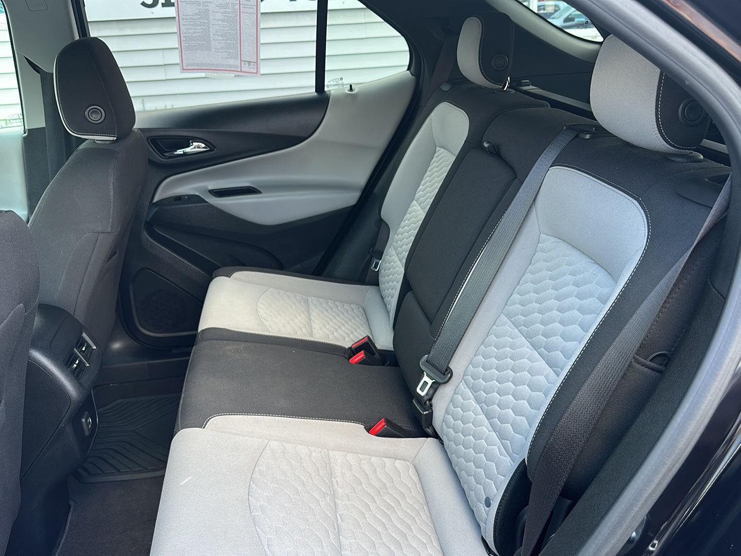 2020 Chevrolet Equinox LT photo 6