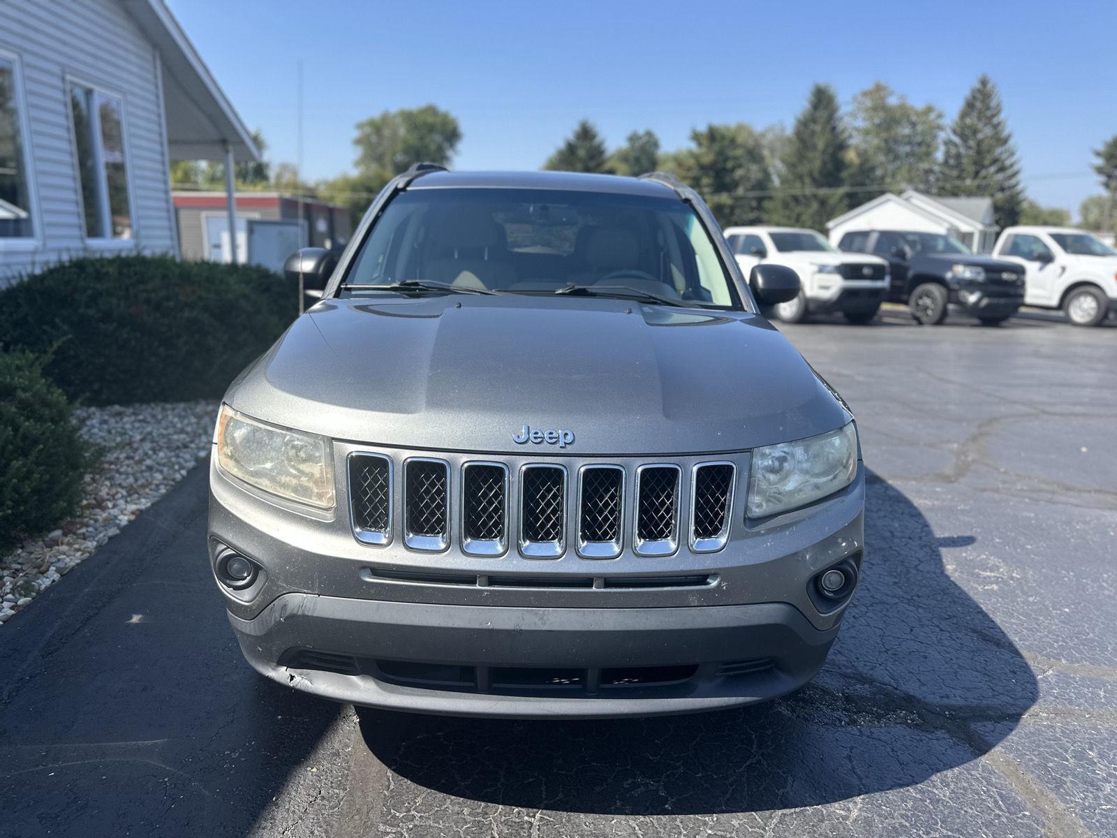2012 Jeep Compass Limited photo 2