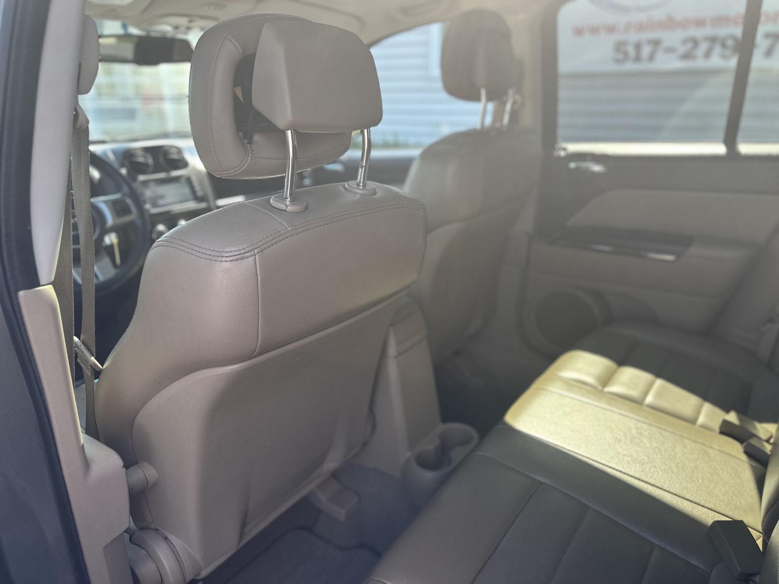 2012 Jeep Compass Limited photo 7