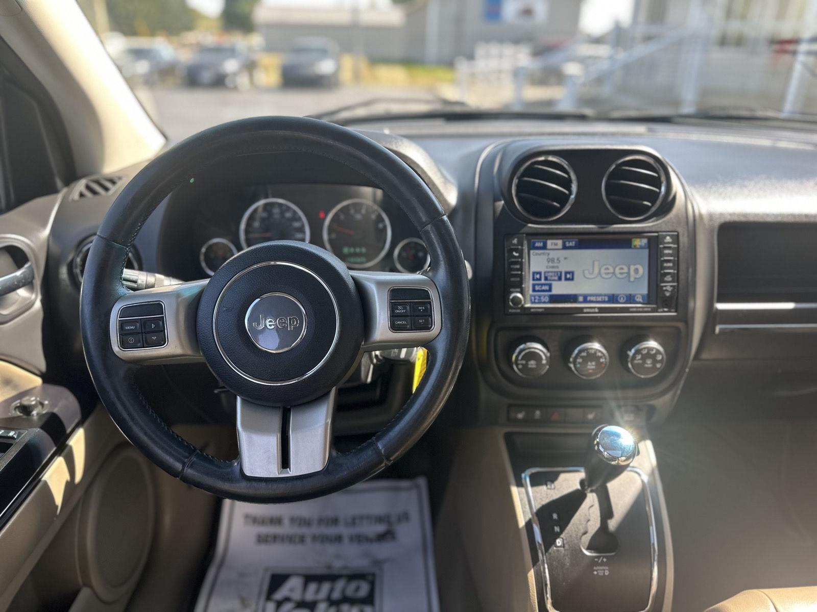 2012 Jeep Compass Limited photo 11