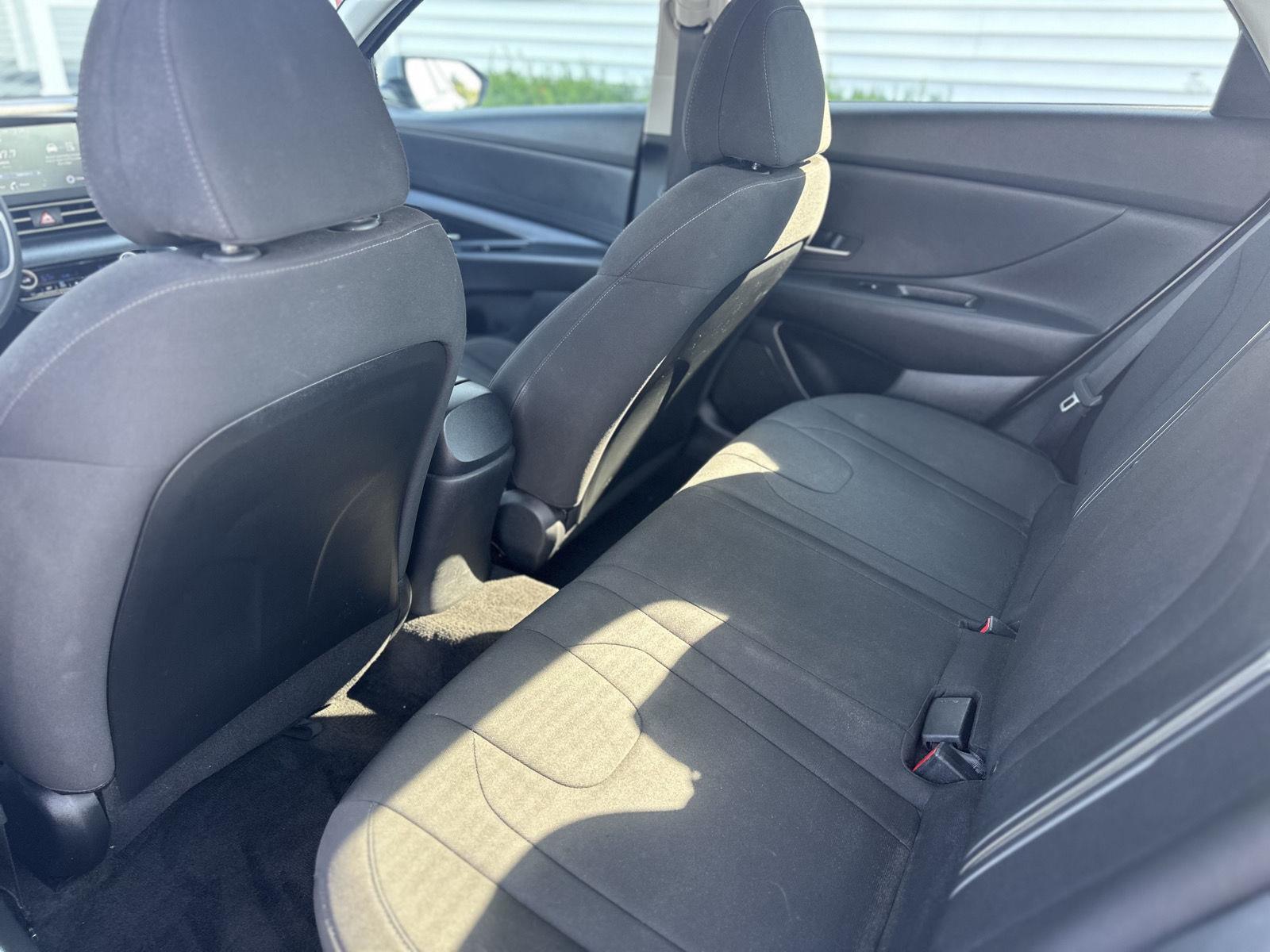 2023 Hyundai Elantra SEL photo 10