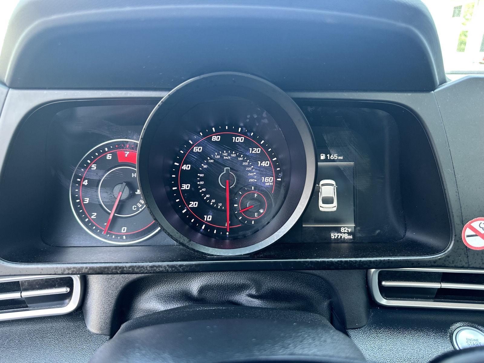 2023 Hyundai Elantra SEL photo 18