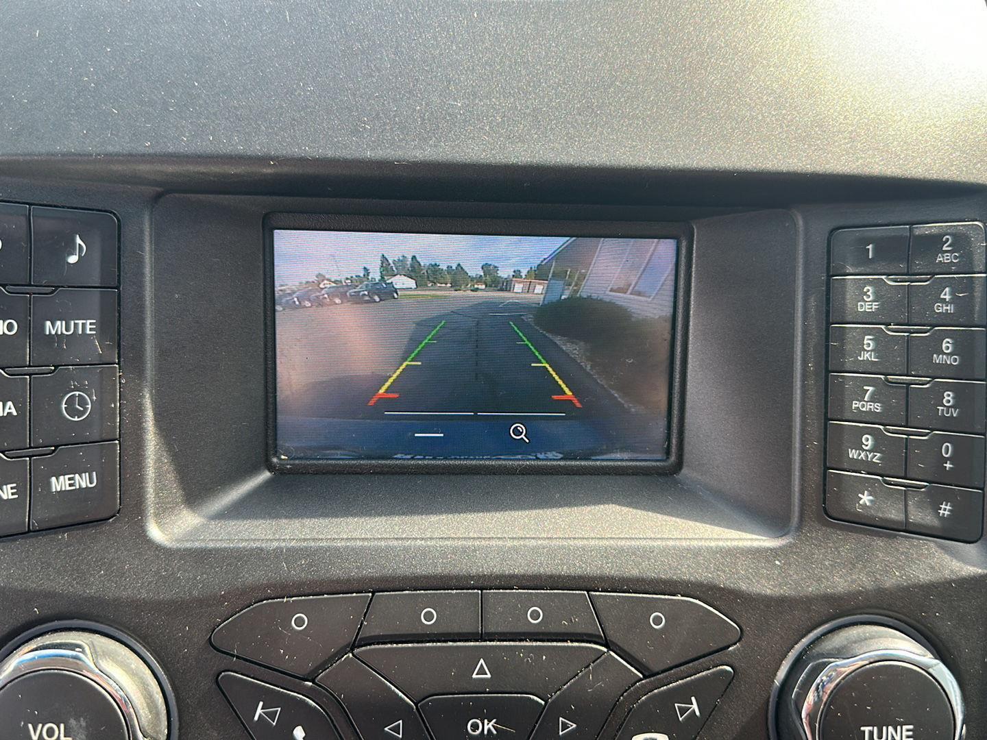 2017 Ford Edge SE photo 19