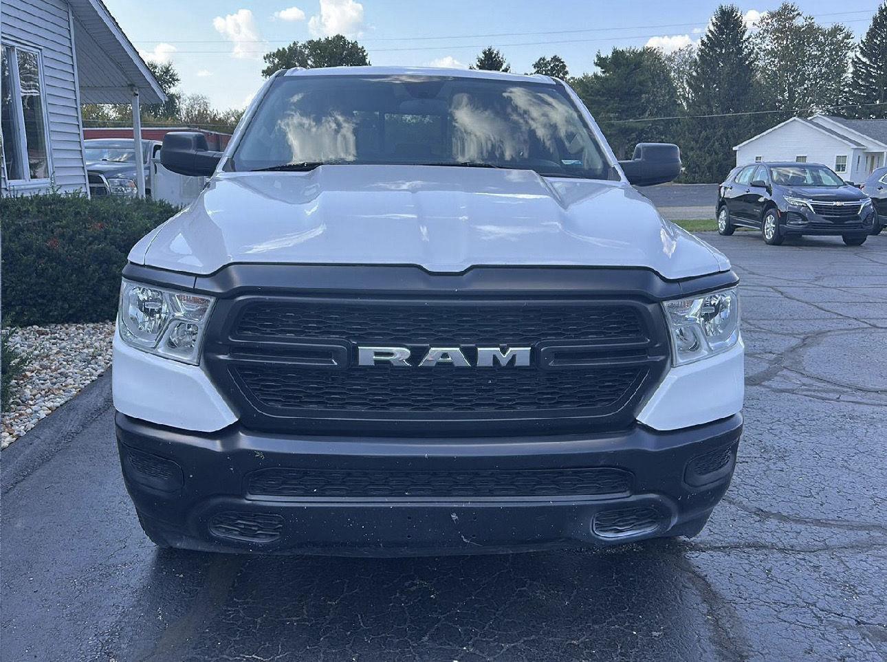 2019 Ram 1500 Tradesman photo 2