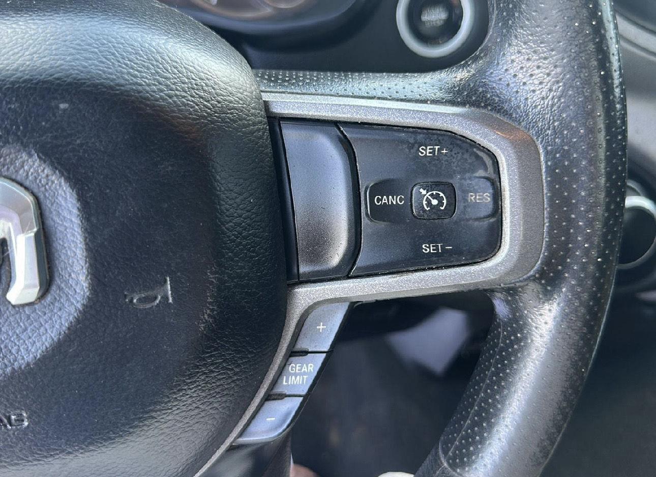 2019 Ram 1500 Tradesman photo 14