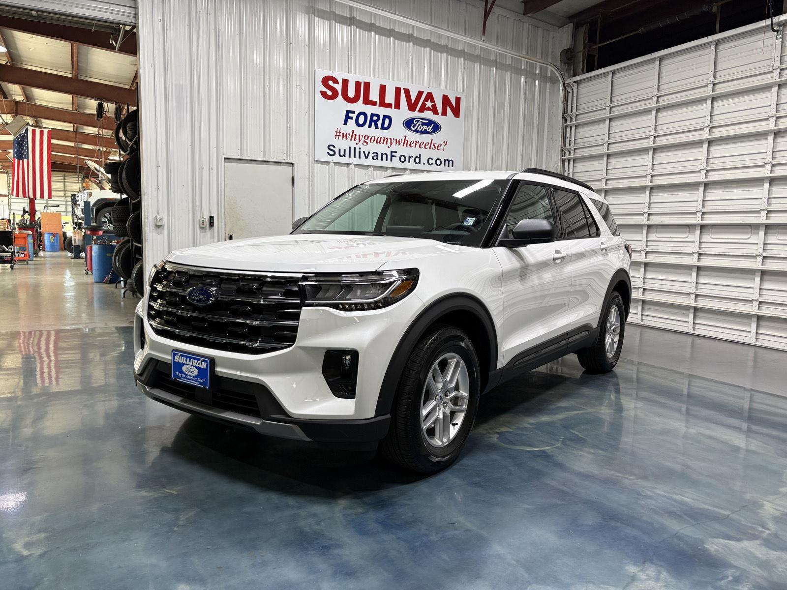 Star White Metallic Tri-Coat 2026 Ford Explorer Active RWD SUV / Crossover Rear-Wheel Drive Automatic