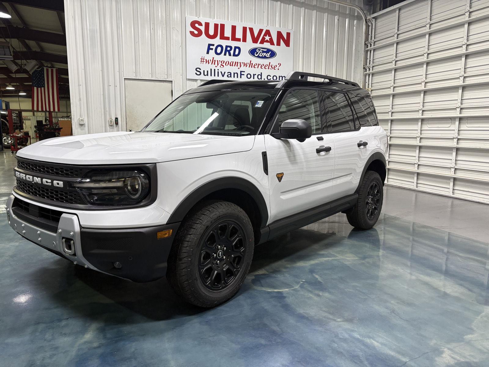 Oxford White 2025 Ford Bronco Sport SUV / Crossover All-Wheel Drive 8-Speed Automatic