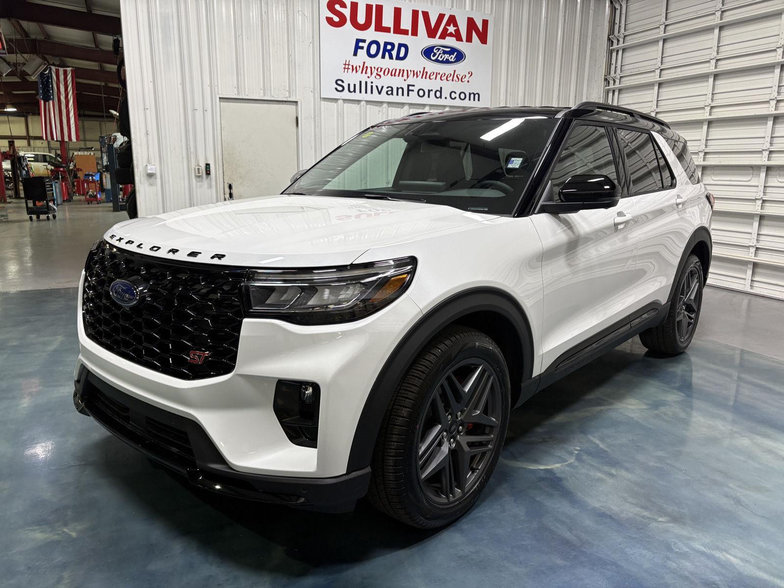 Star White Metallic Tri-Coat 2026 Ford Explorer ST AWD SUV / Crossover All-Wheel Drive Automatic