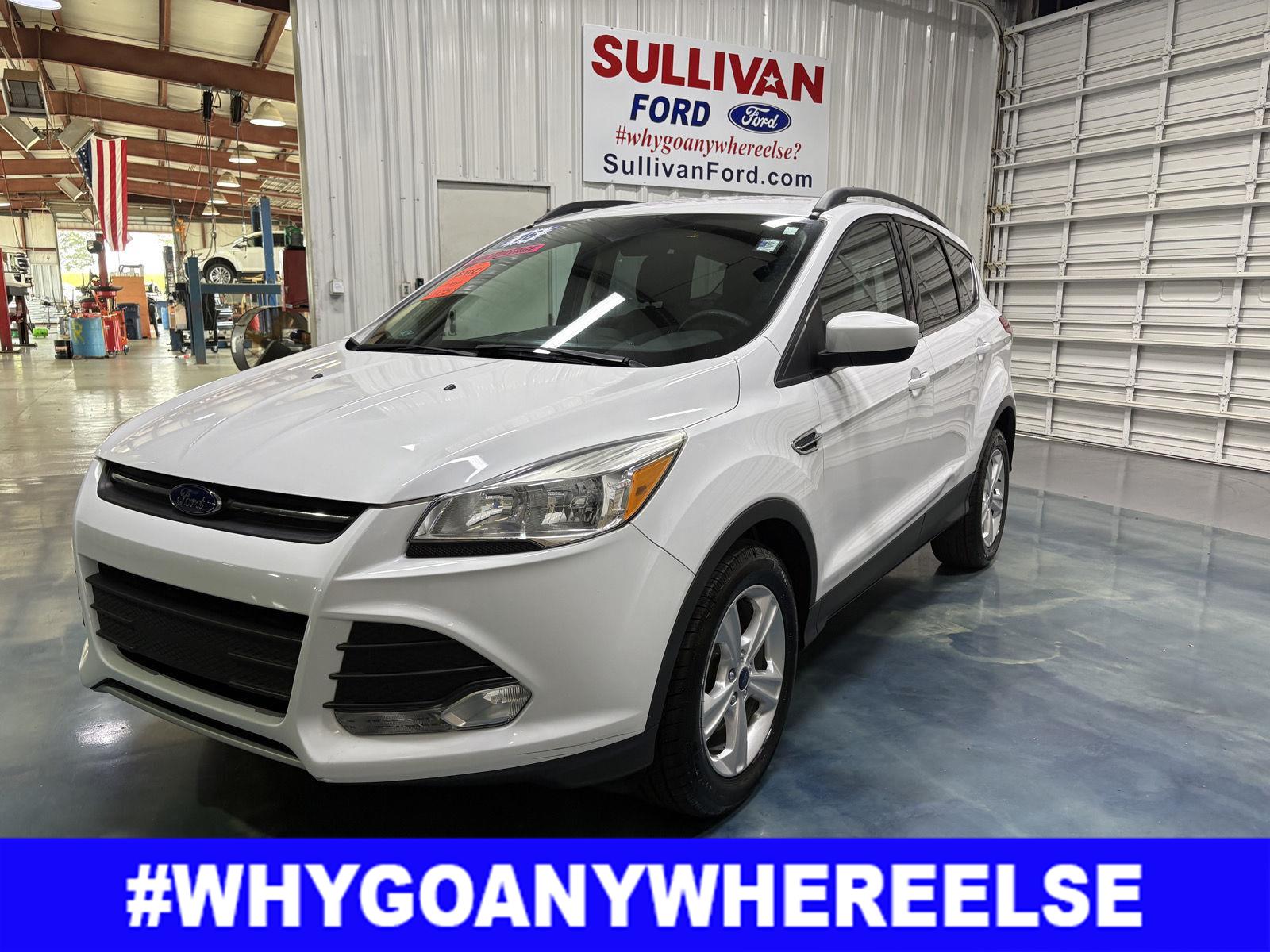 Oxford White 2016 Ford Escape SE FWD SUV / Crossover Front-Wheel Drive 6-Speed Automatic