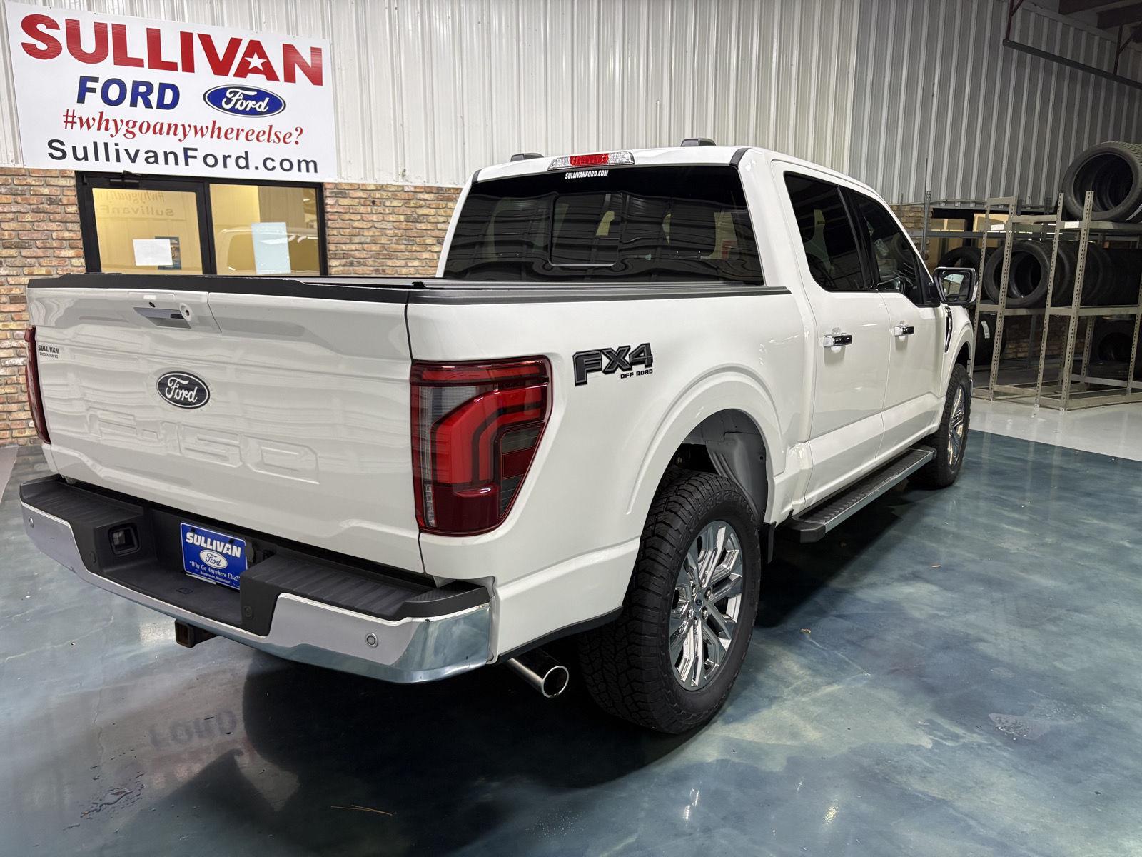 View vehicle photo 3