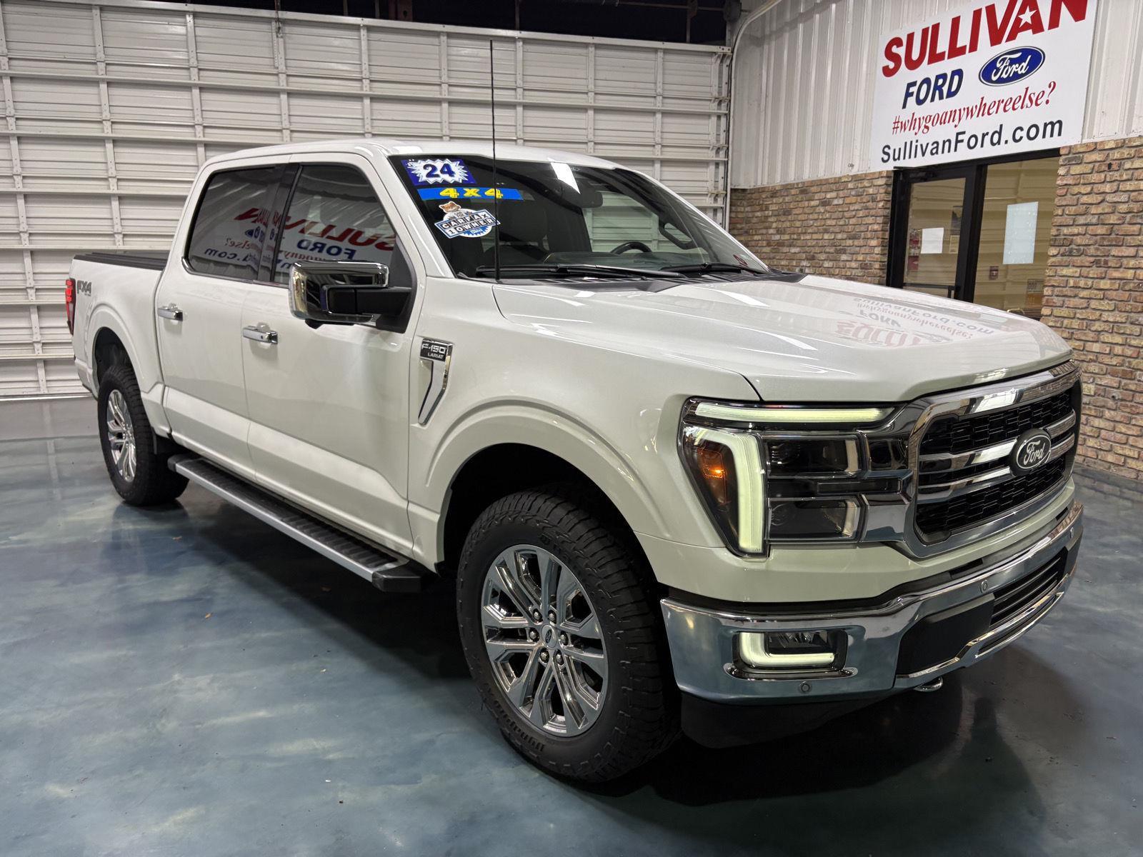 View vehicle photo 5