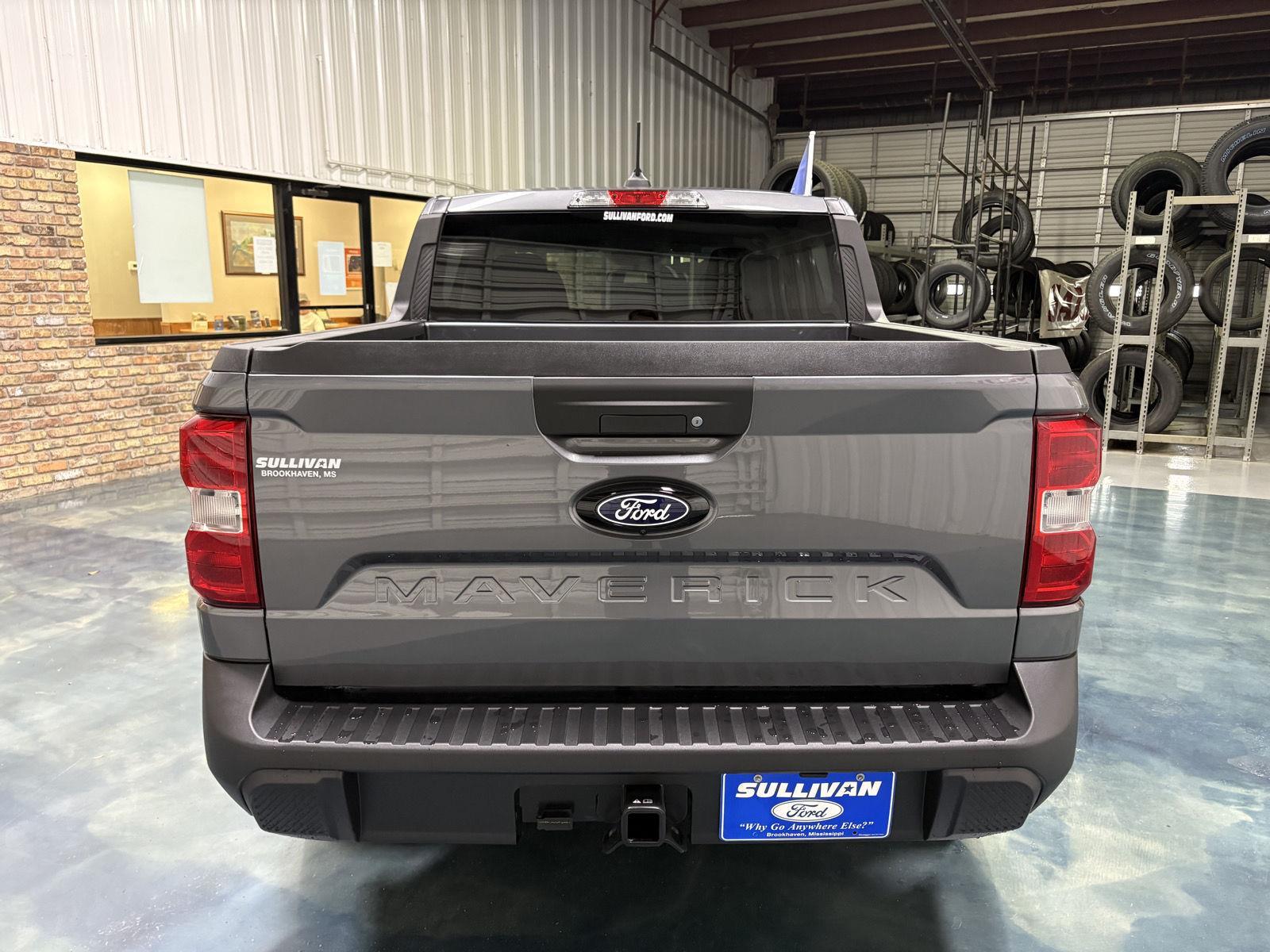 View vehicle photo 6