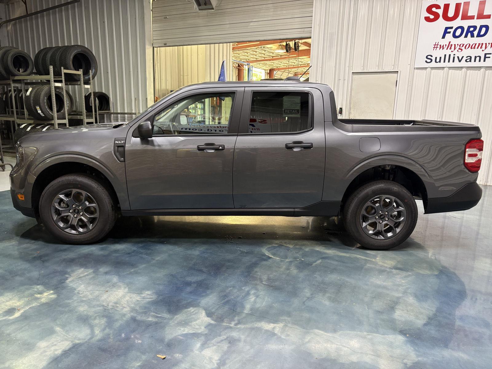 View vehicle photo 7