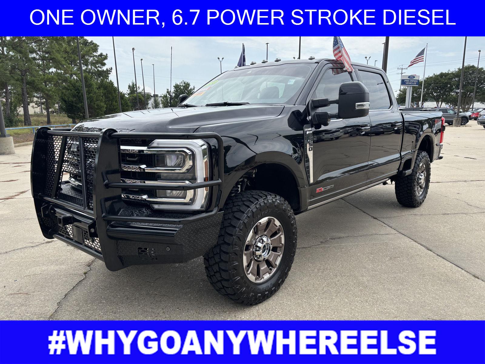 Agate Black Metallic 2025 Ford F-350 Super Duty Pickup Truck Four-Wheel Drive Automatic