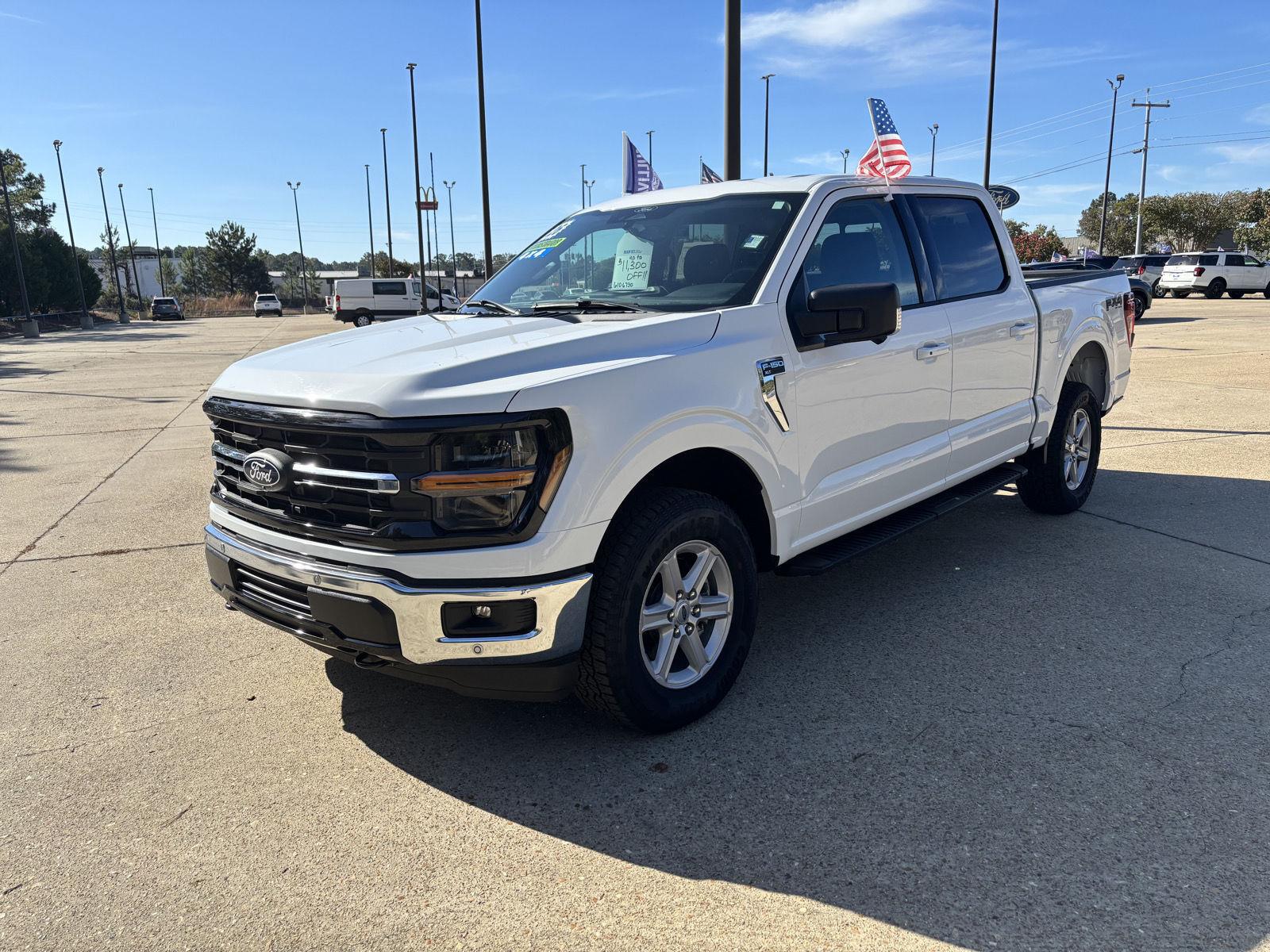 Oxford White 2026 Ford F-150 Pickup Truck Four-Wheel Drive Automatic