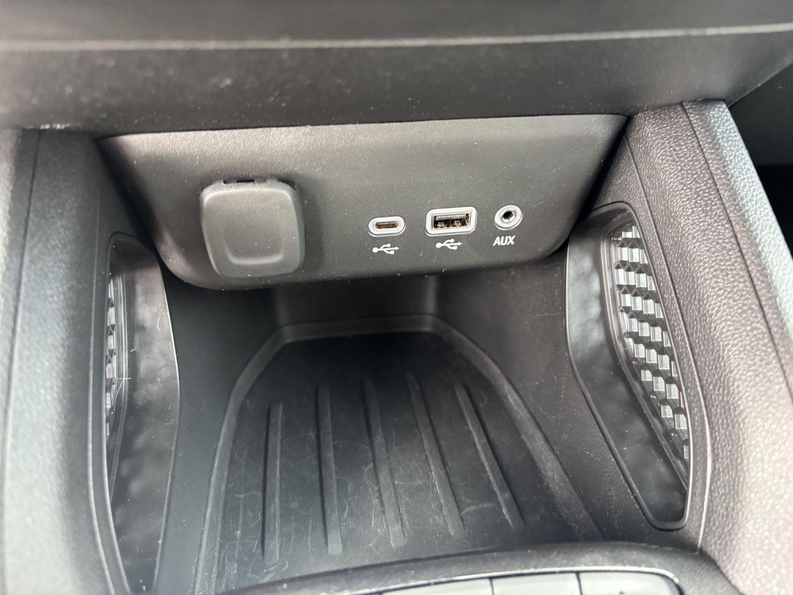 Used 2023 Summit White Chevrolet RS image 25