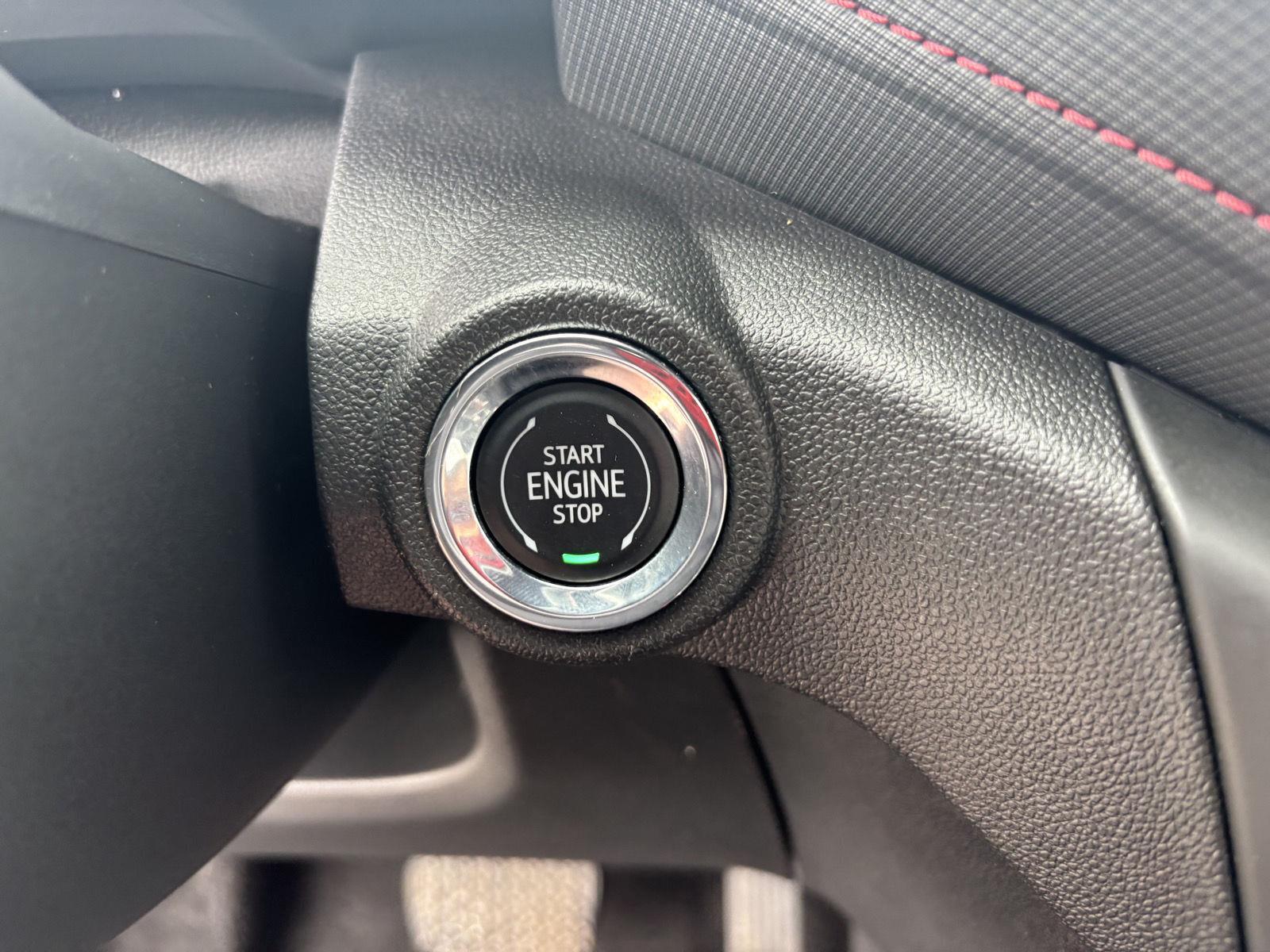 Used 2023 Summit White Chevrolet RS image 28