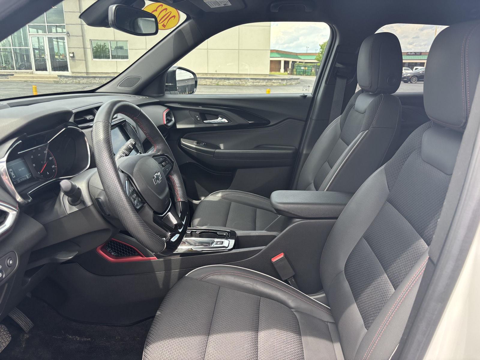 Used 2023 Summit White Chevrolet RS image 31