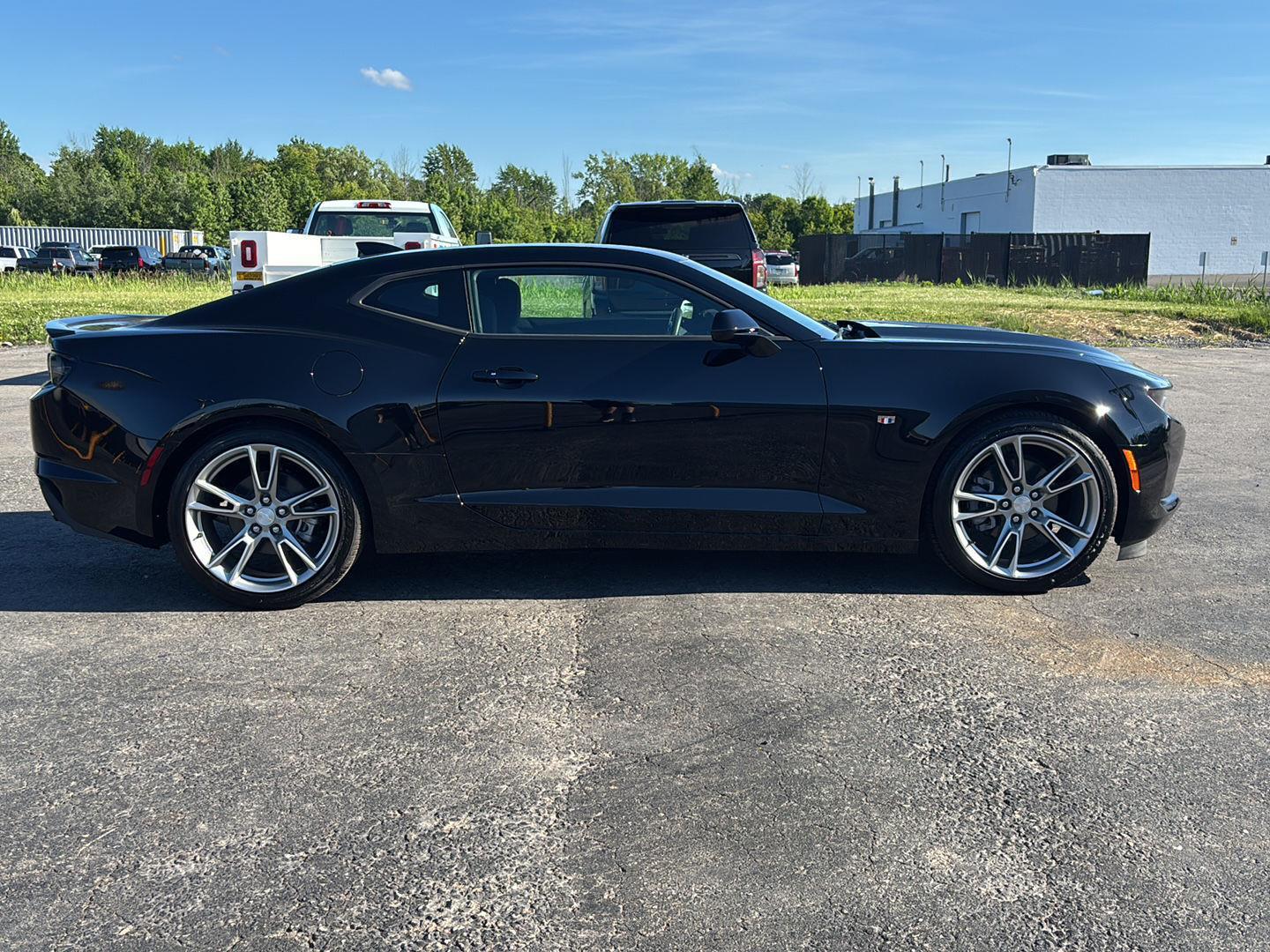 Used 2024 Black Chevrolet 1LT image 8