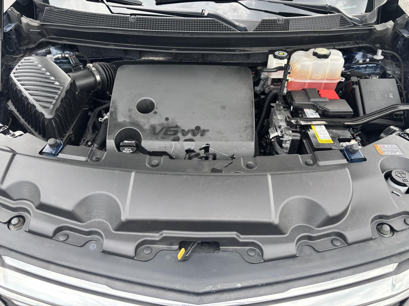 Used 2023 Blue Metallic Chevrolet LT image 10