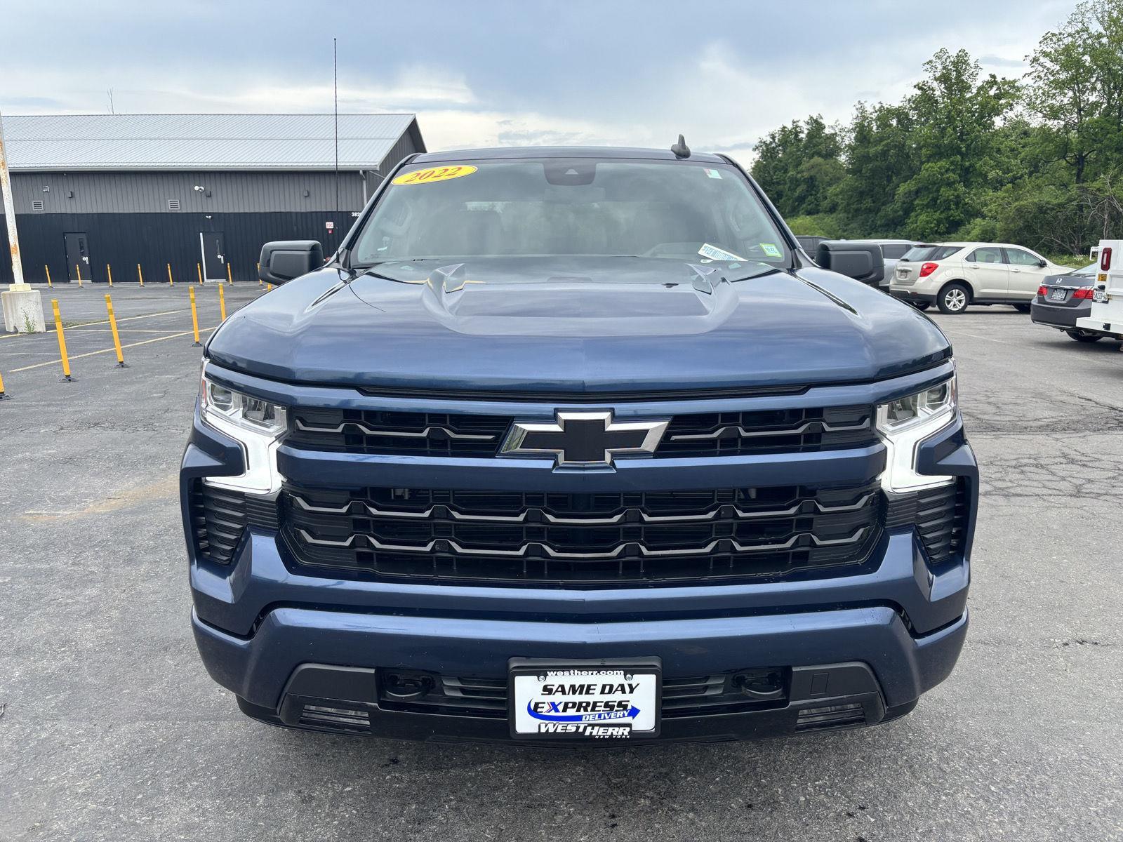 Used 2022 Blue Metallic Chevrolet RST image 2