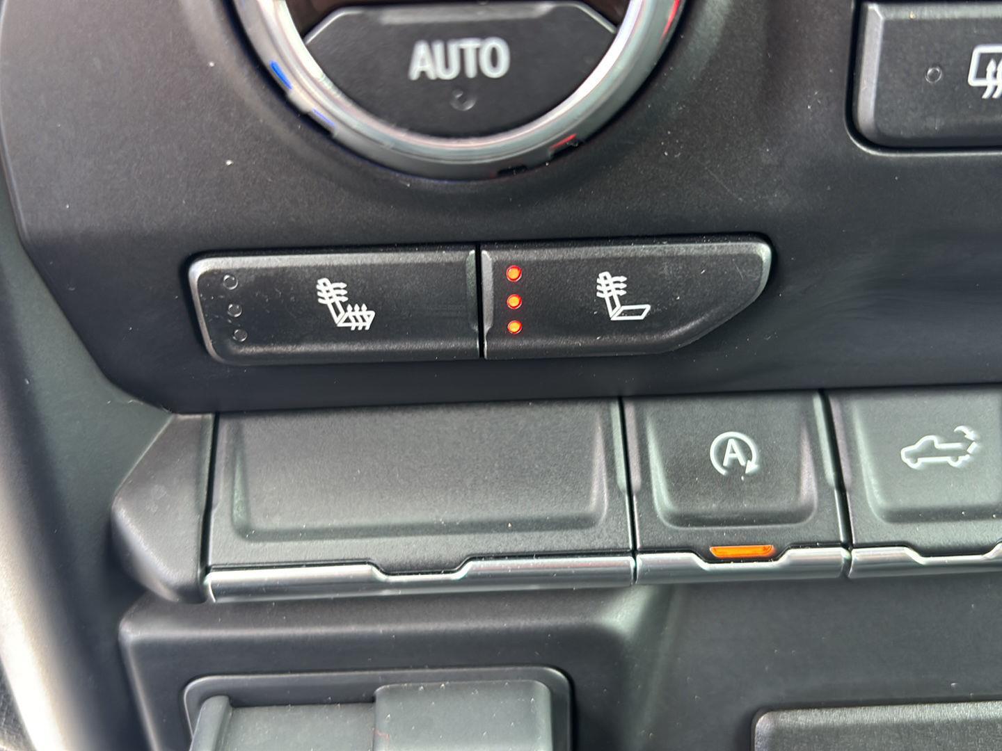 Used 2019 Silver Ice Metallic Chevrolet LT image 25