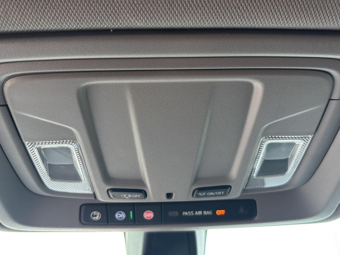 Used 2019 Silver Ice Metallic Chevrolet LT image 27